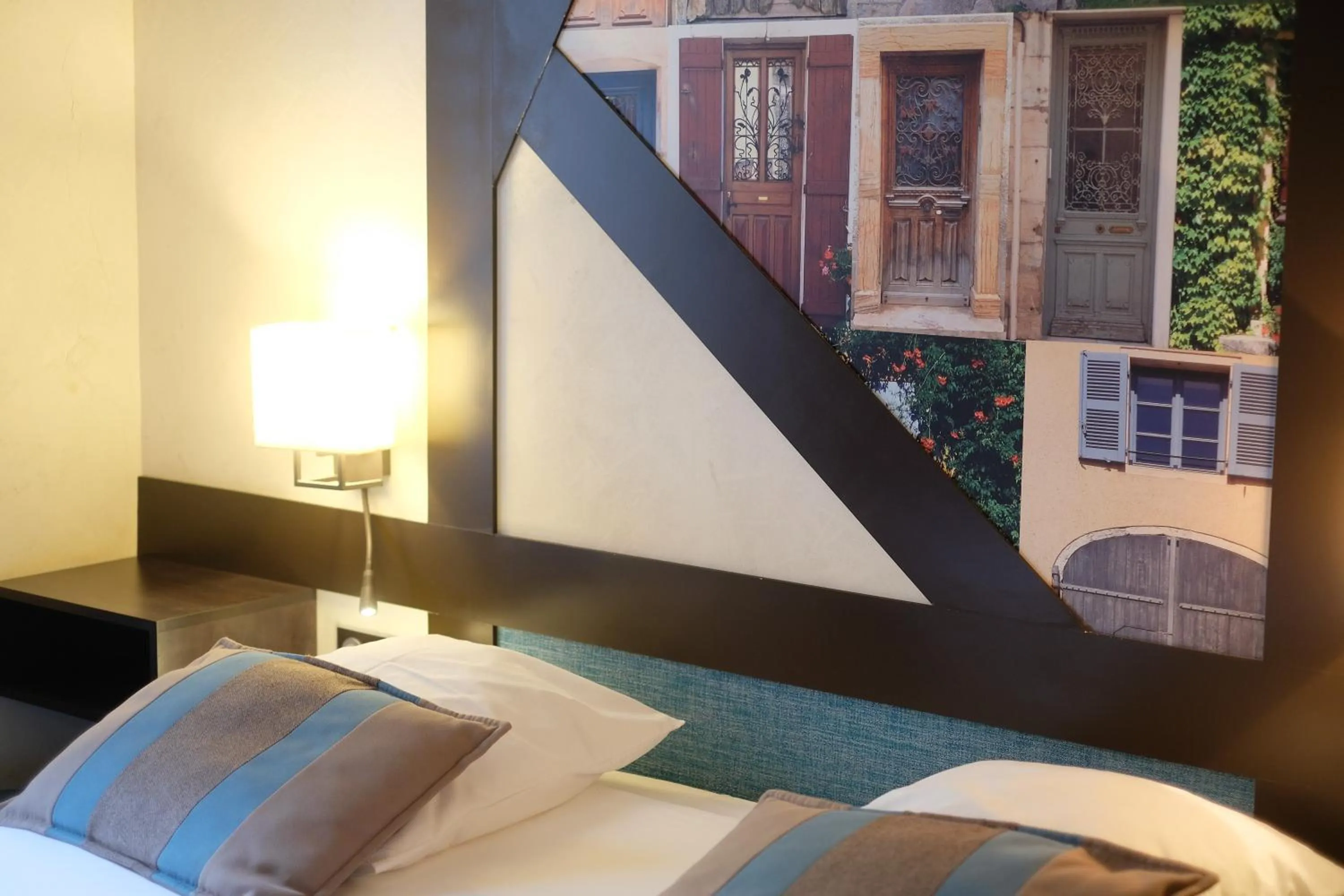 Decorative detail, Bed in Amiral-Fondary