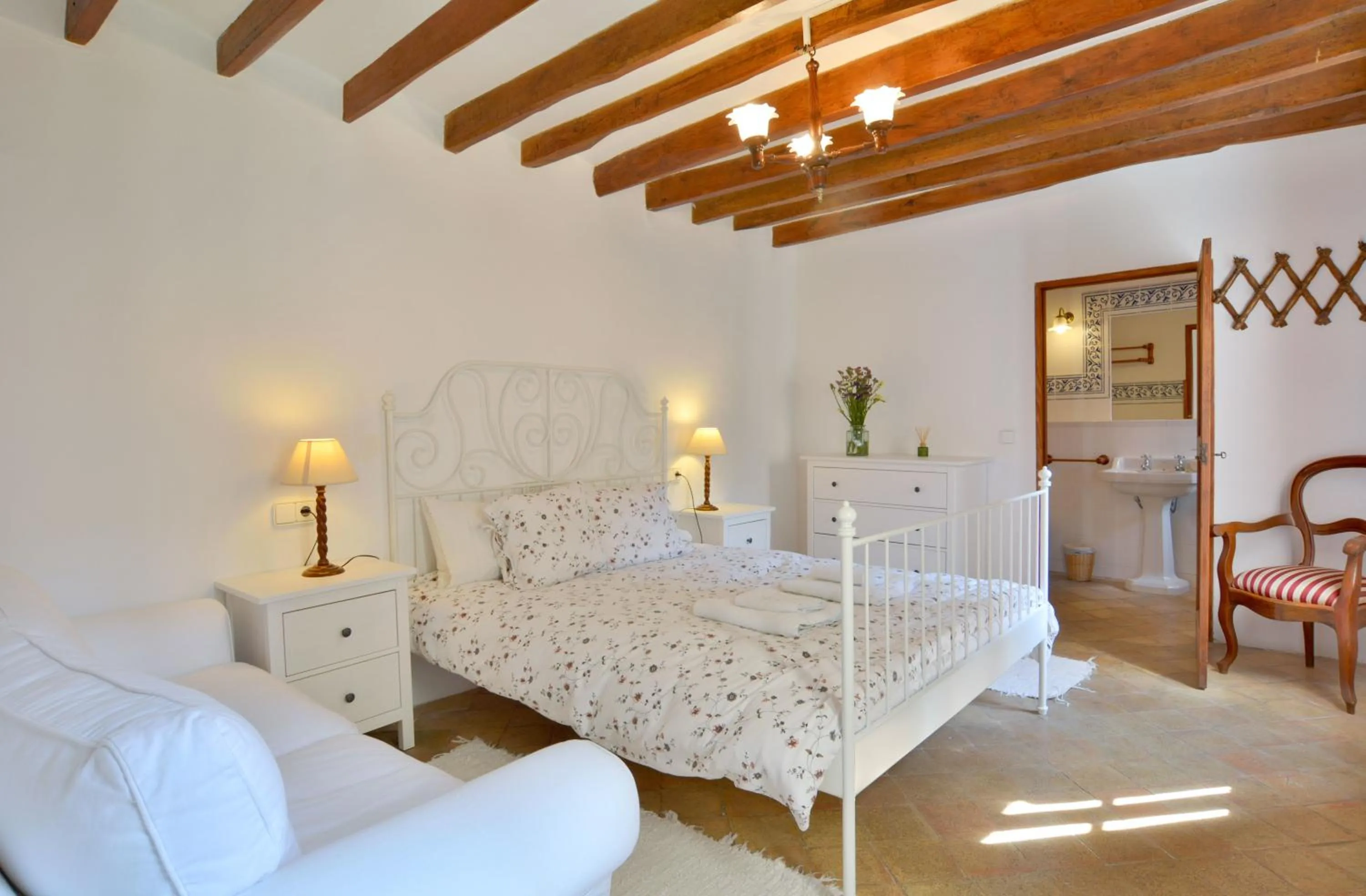 Economy Double Room in Can Busquets