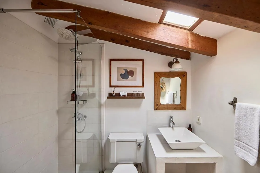 Bathroom in Can Busquets