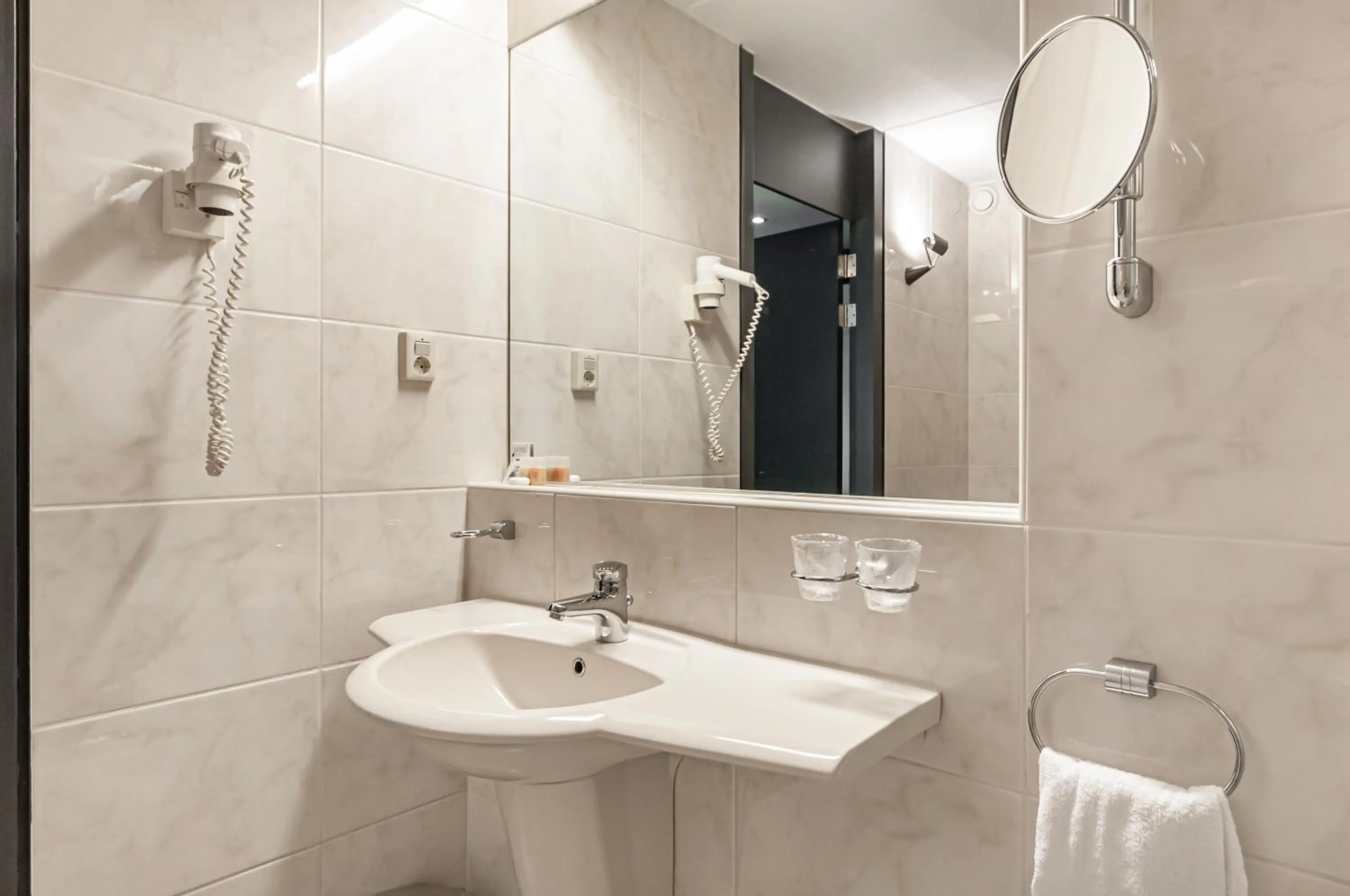 Bathroom in Hotel Iselmar