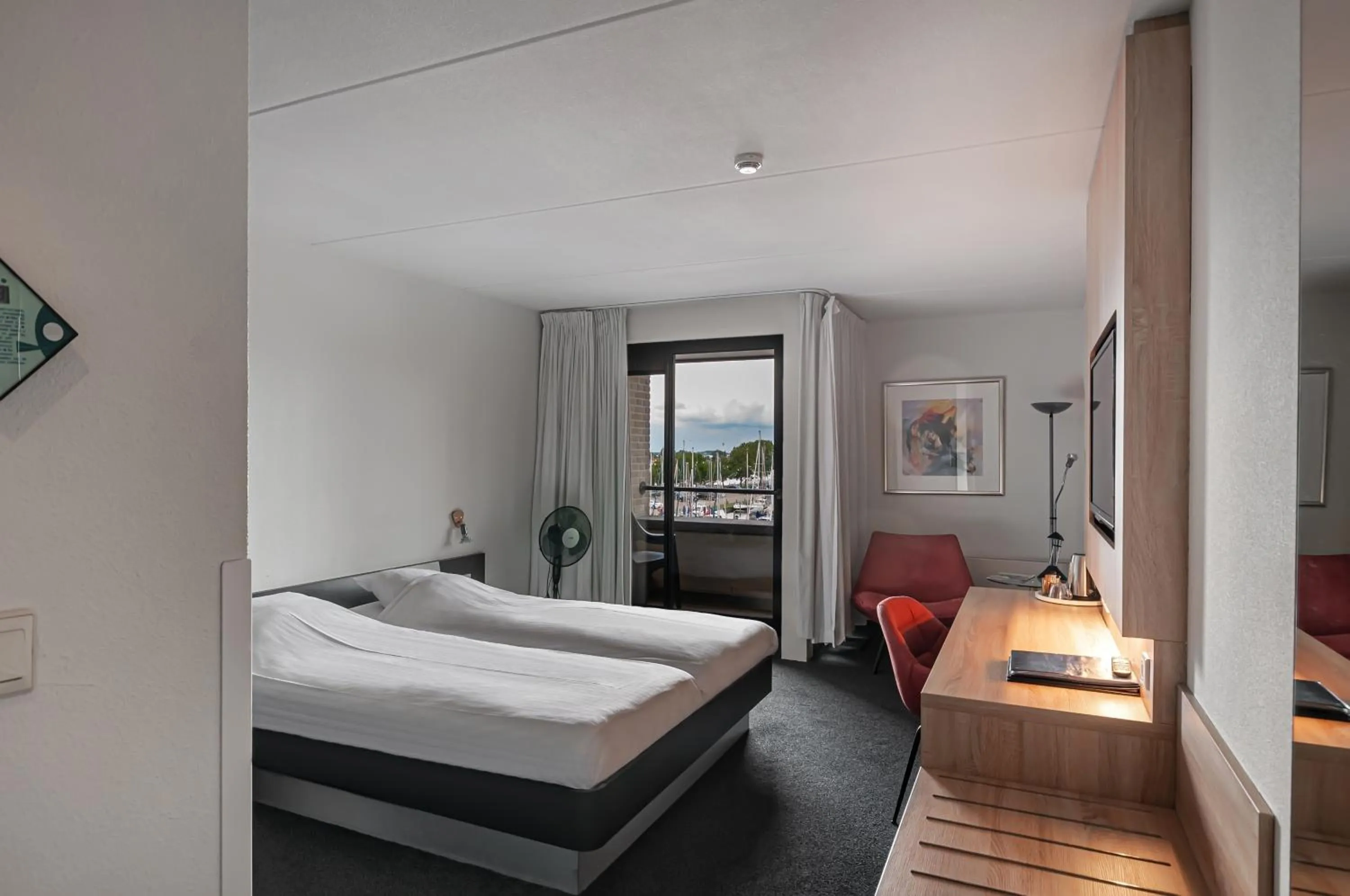 Bedroom, Bed in Hotel Iselmar