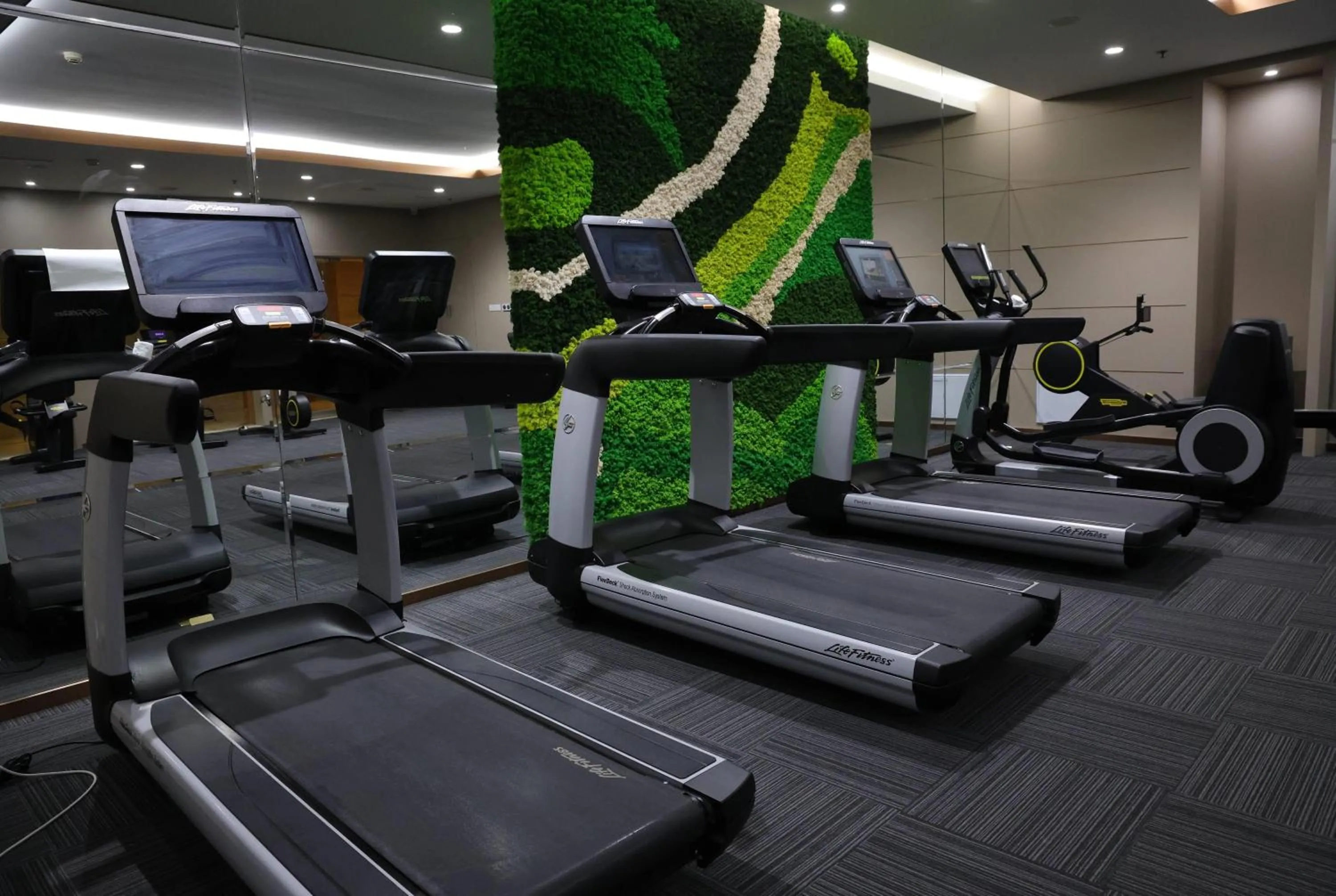 Fitness centre/facilities in Wyndham Qingdao