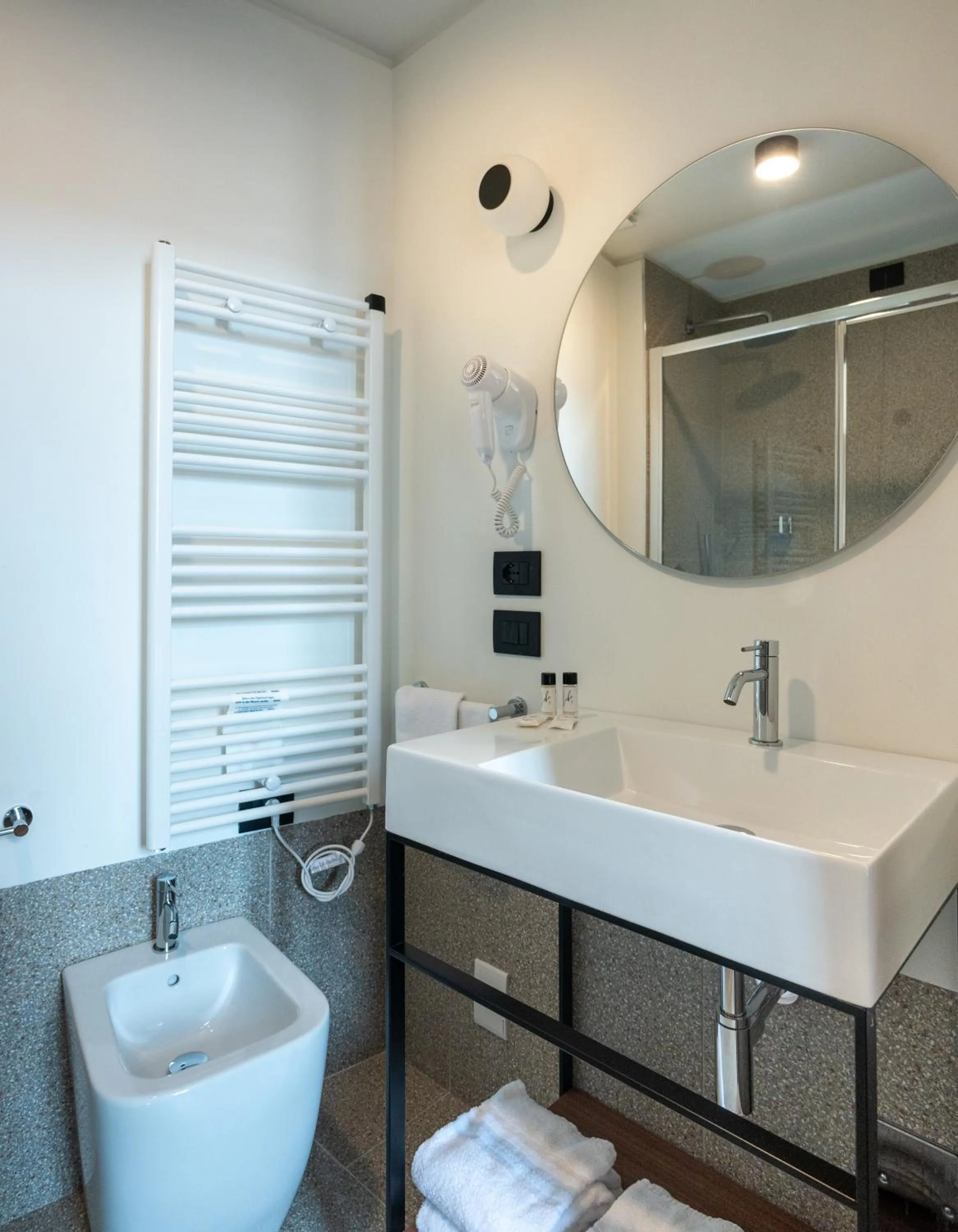 Toilet in Hotel Casa Del Pellegrino