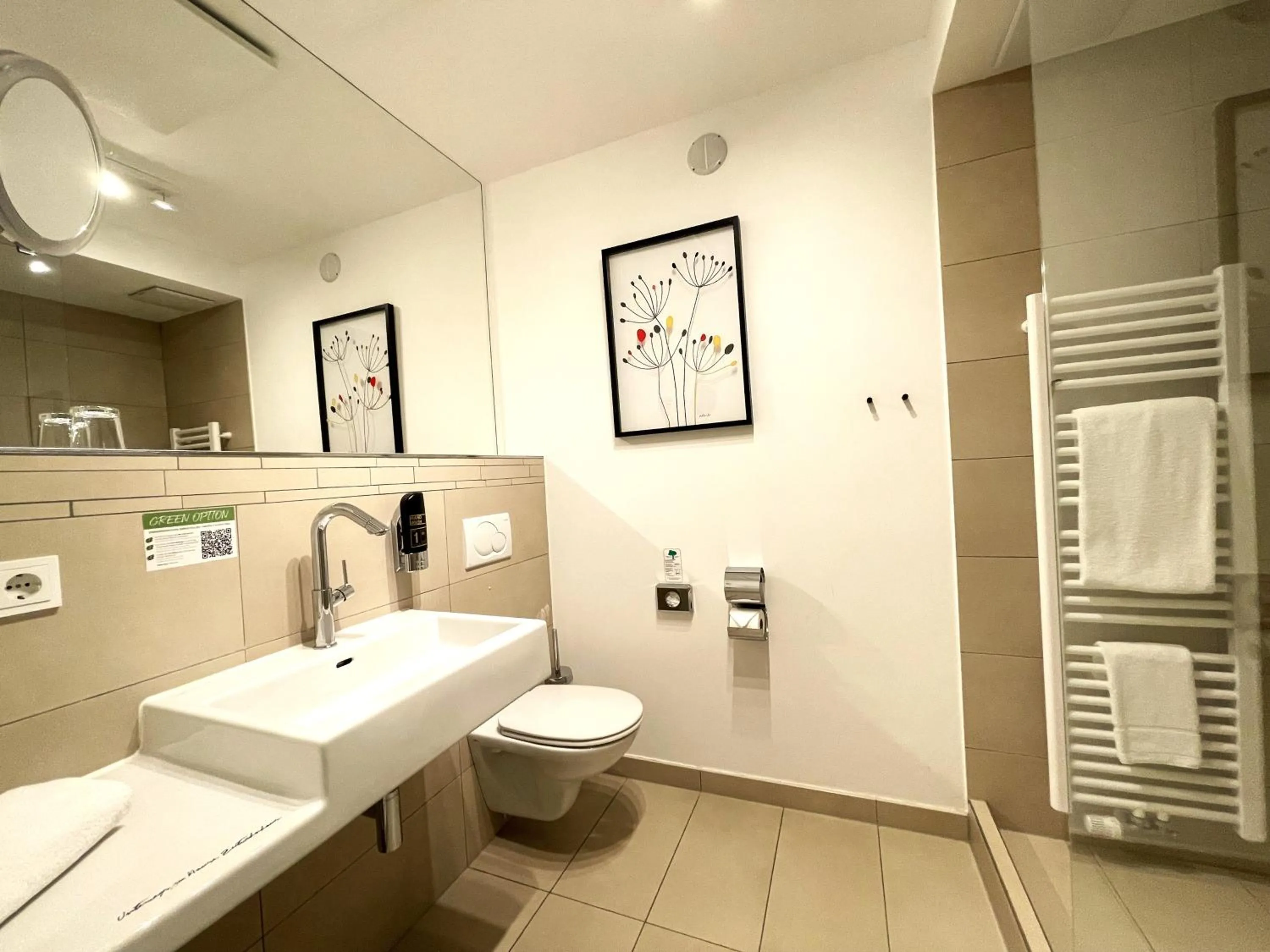 Bathroom in zeitwohnhaus SUITE-HOTEL & SERVICED APARTMENTS