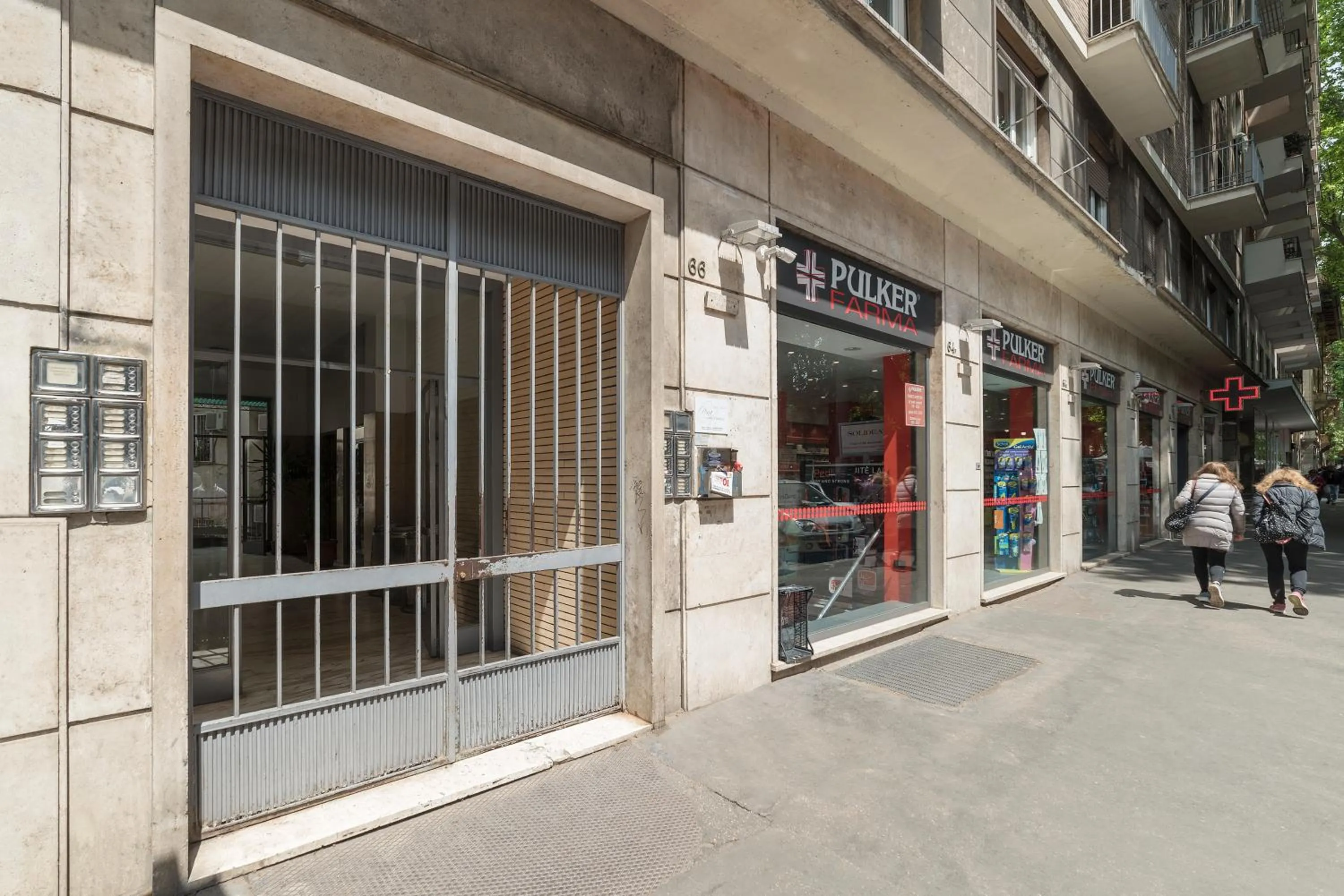 Facade/entrance in Nina Casetta De Trastevere