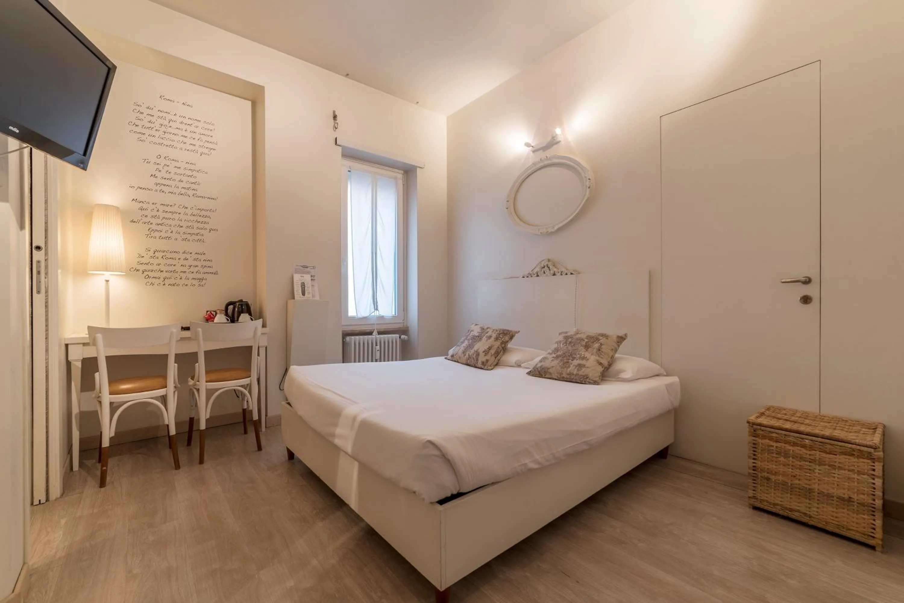 Bedroom, Bed in Nina Casetta De Trastevere