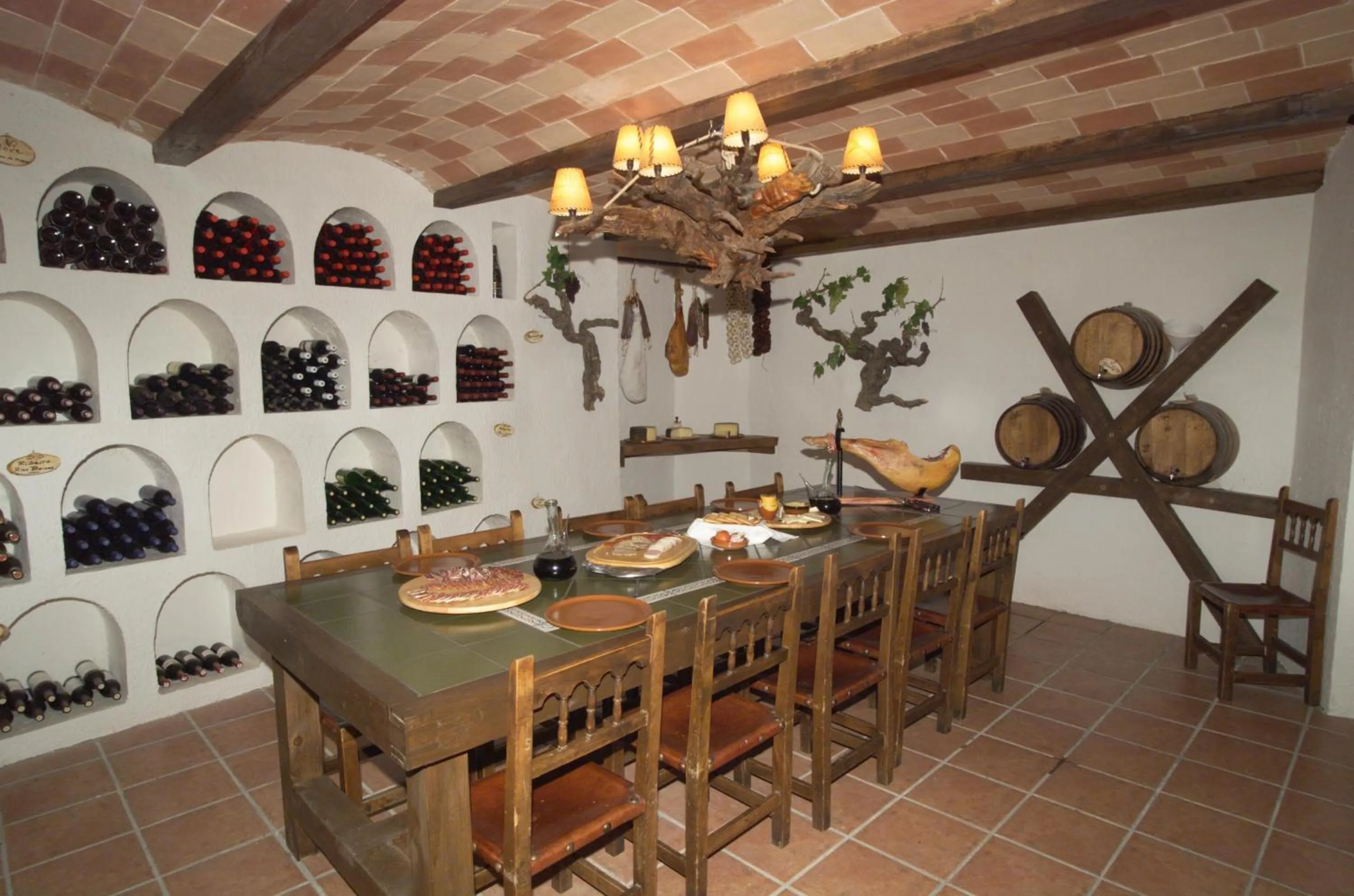 Restaurant/places to eat in Hotel Or Blanc