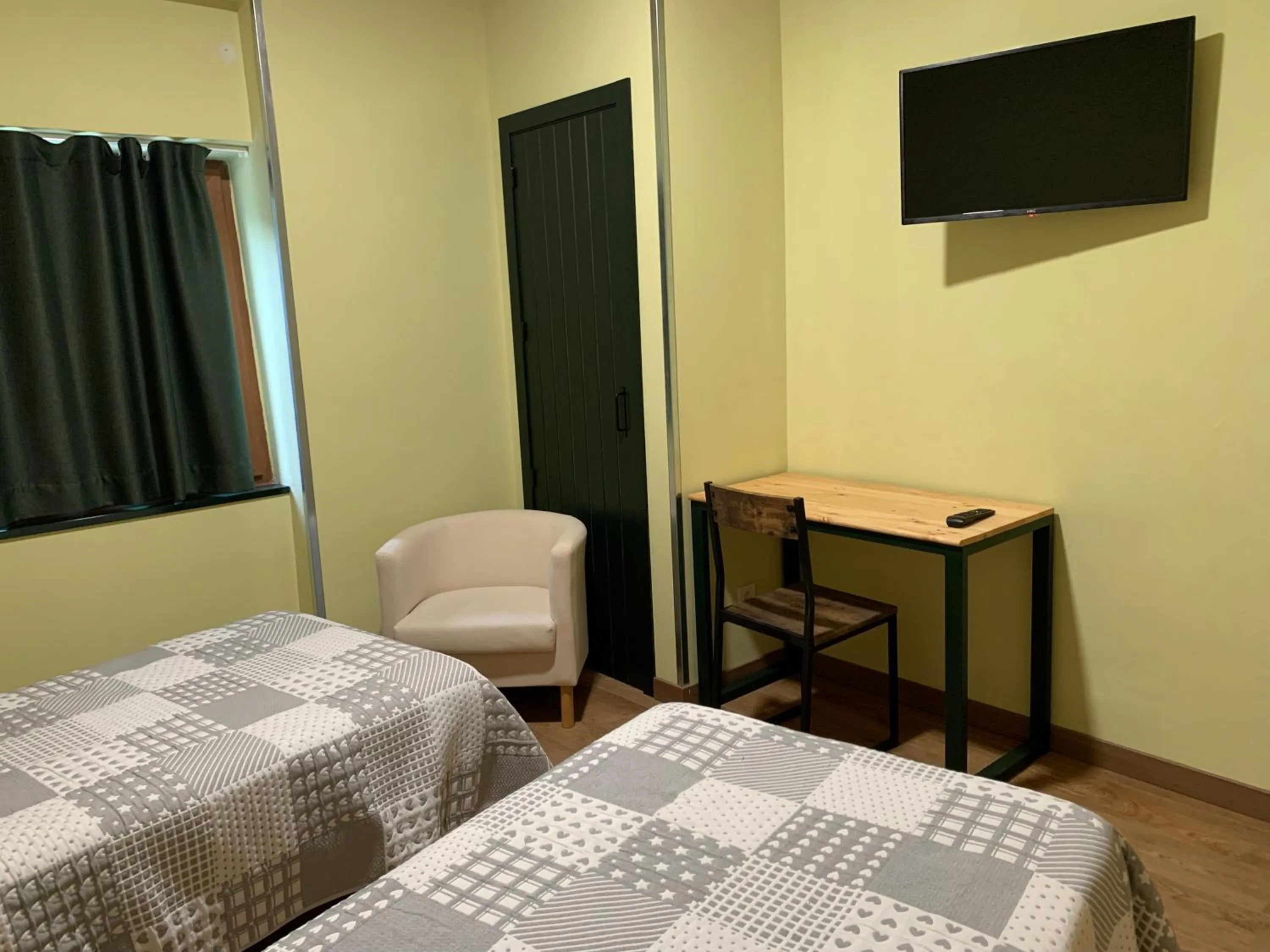 Photo of the whole room, Bed in Hotel Or Blanc