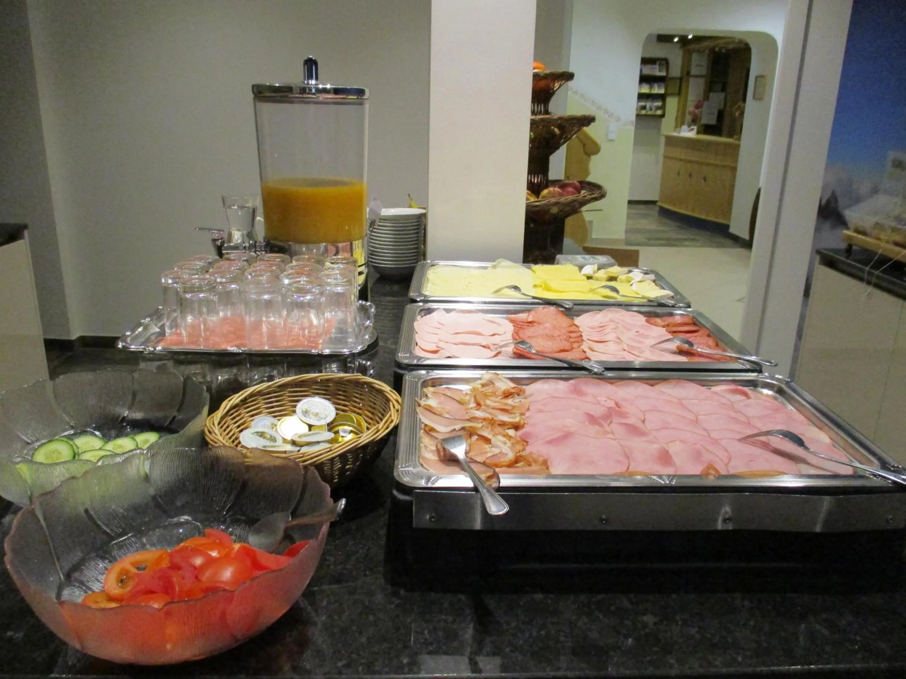 Breakfast in Aparthotel Garni Schranz