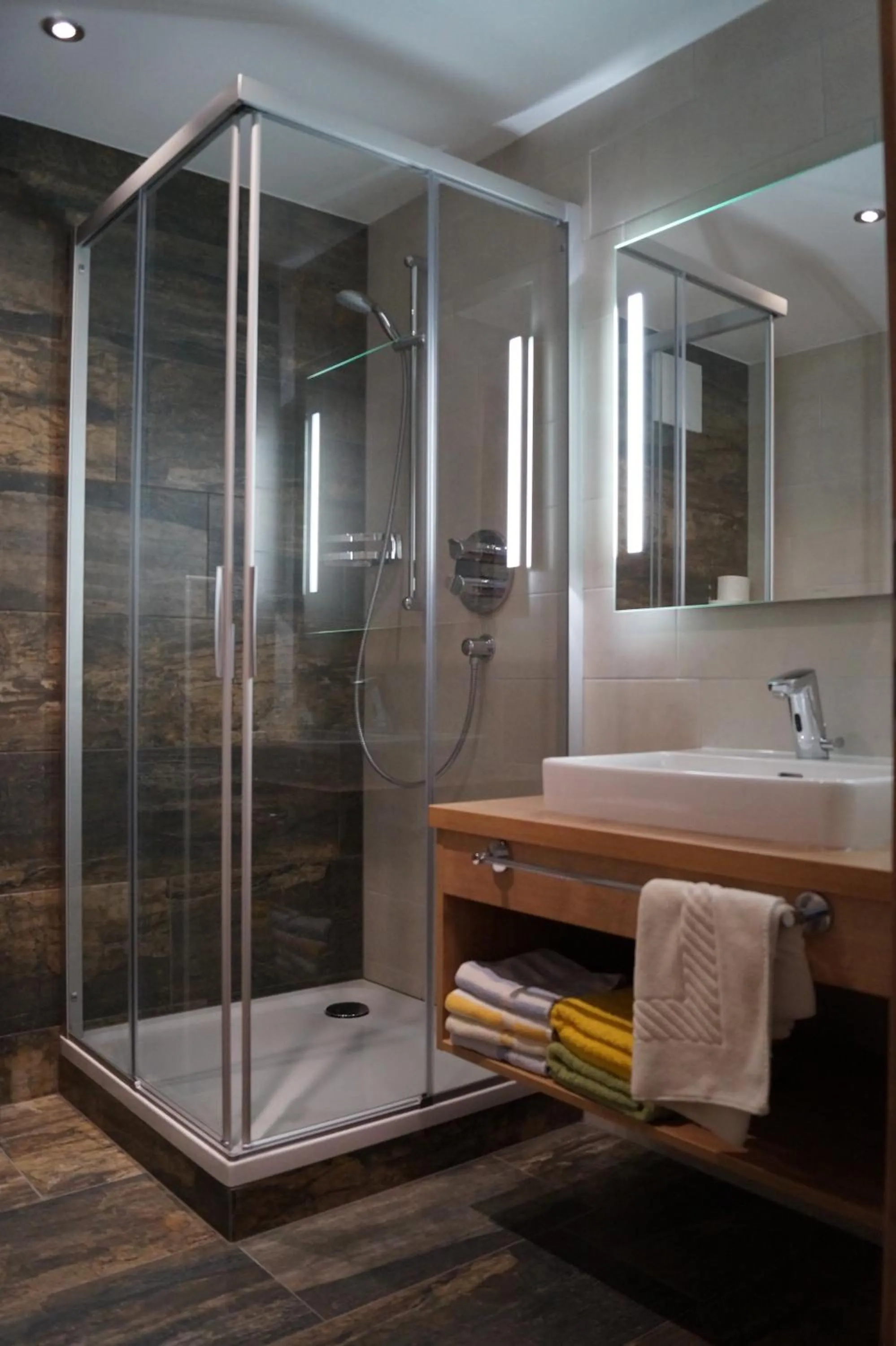 Shower in Aparthotel Garni Schranz