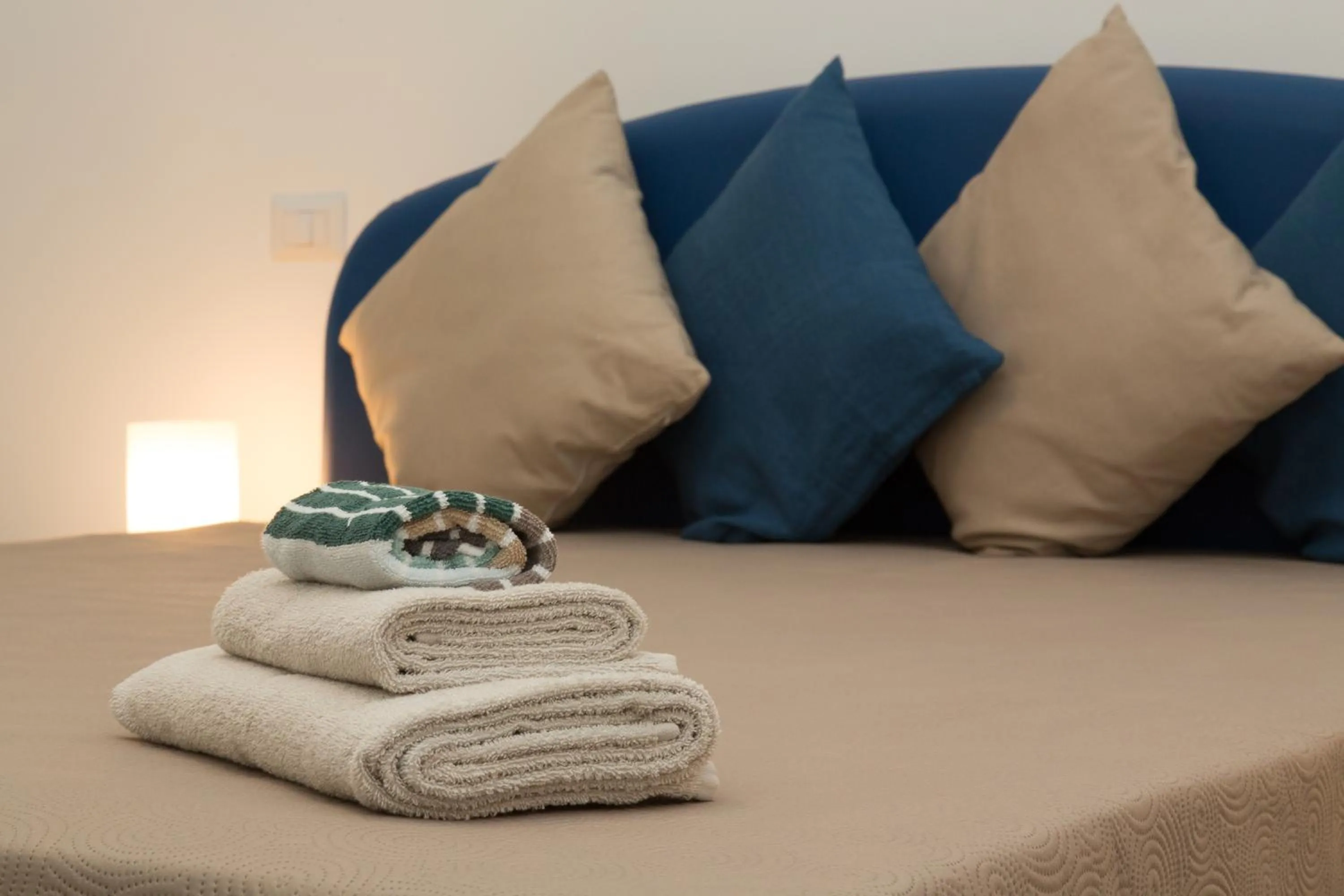 Other, Bed in Salerno Prestige Apartment