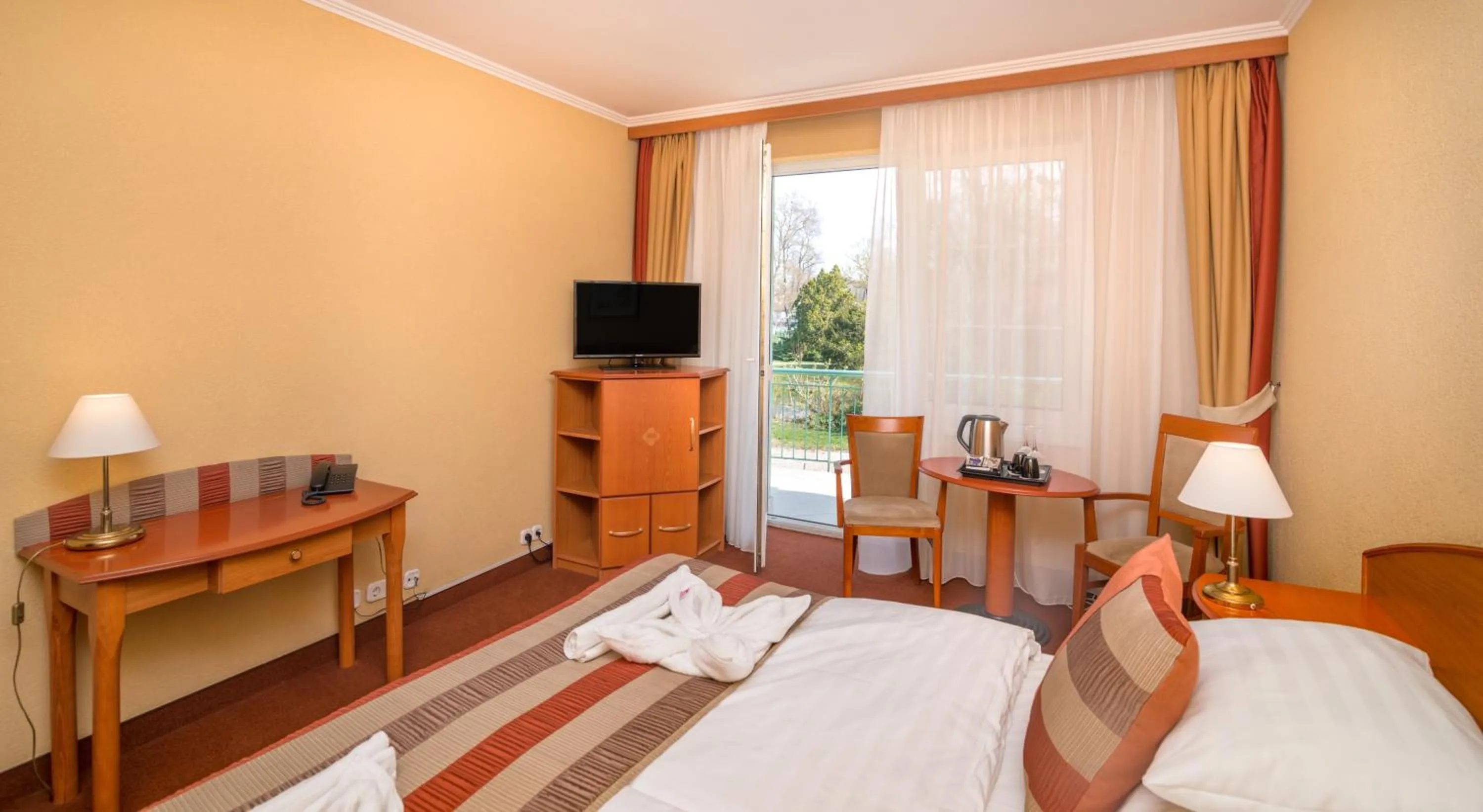 Photo of the whole room, Bed in Hotel Spa Hévíz