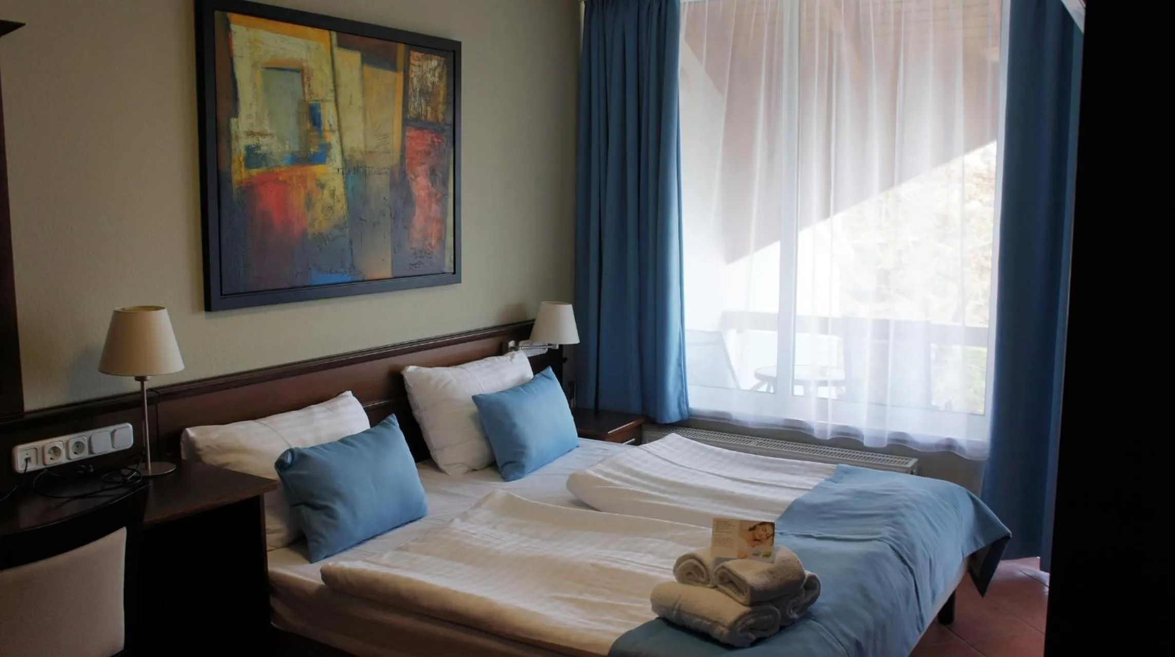 Day, Bed in Holiday Club Füred