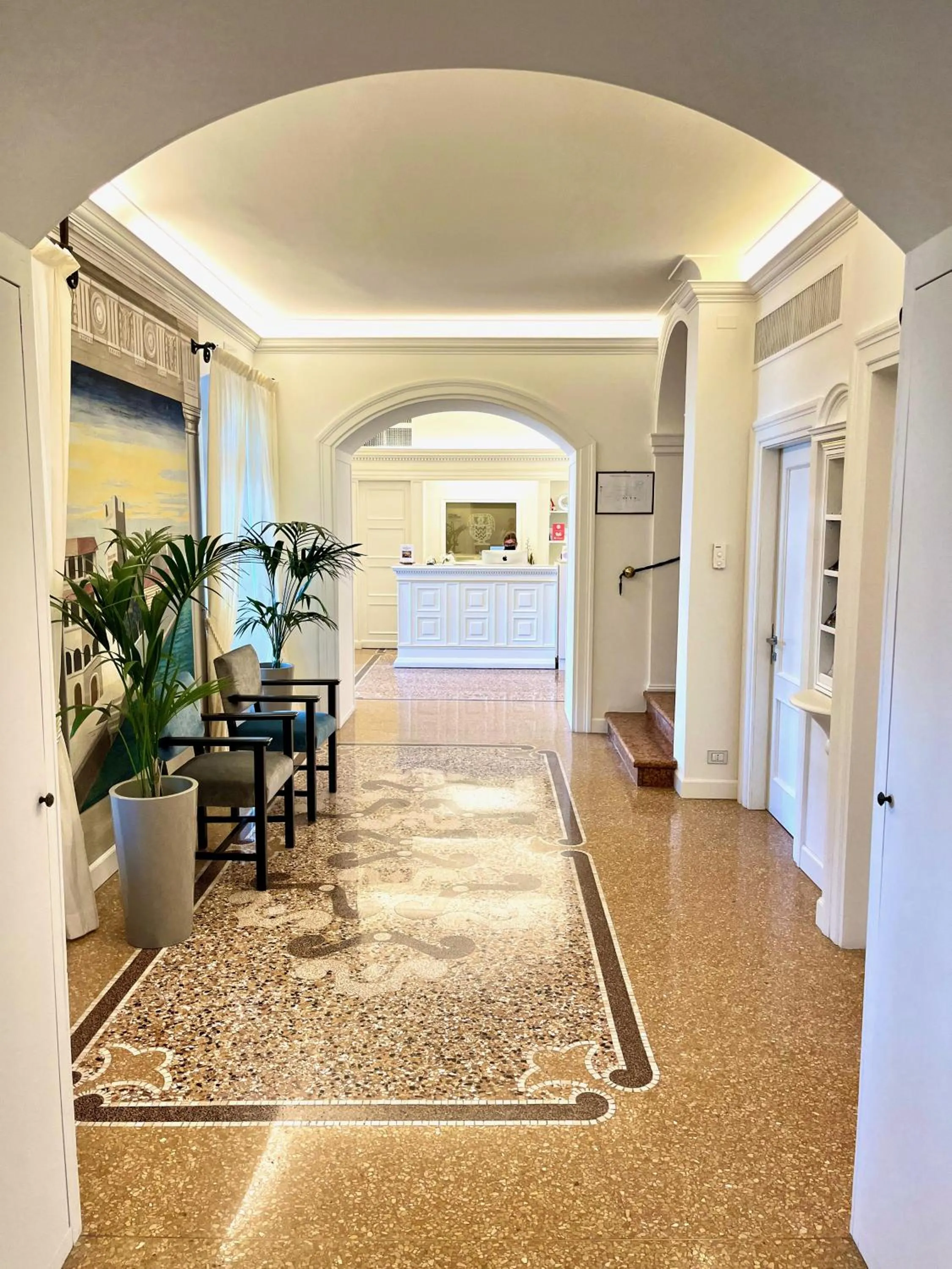 Lobby or reception in Albergo Gardesana