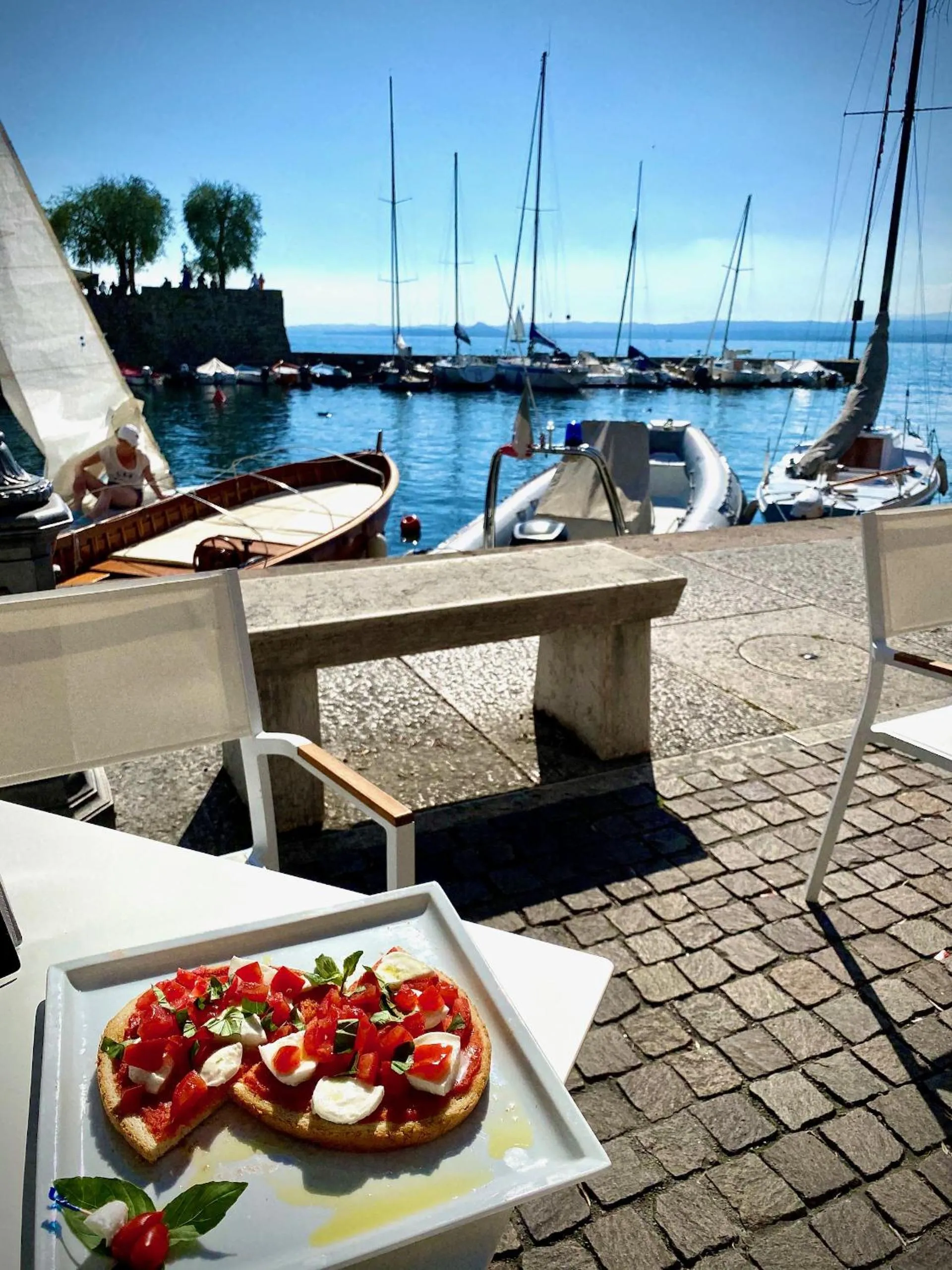 Lounge or bar in Albergo Gardesana