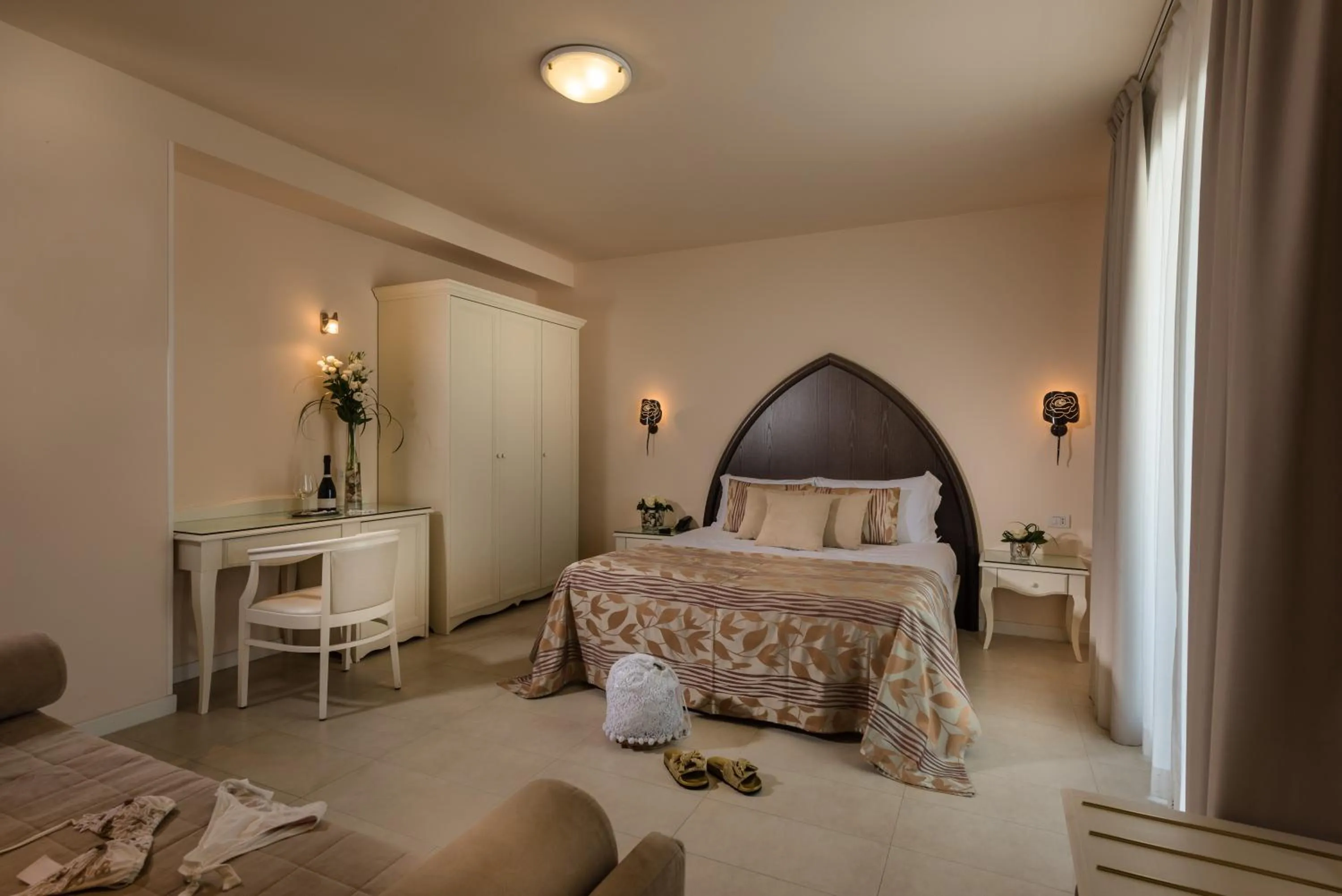 Bed in Baia del Mar Beach Boutique Hotel