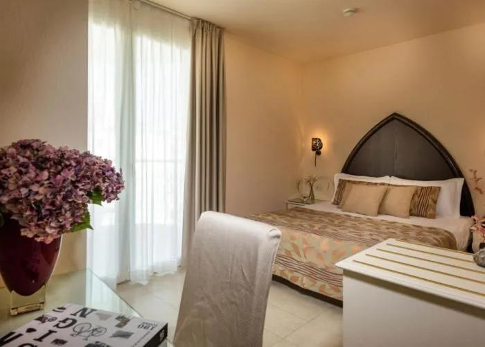 Photo of the whole room, Bed in Baia del Mar Beach Boutique Hotel