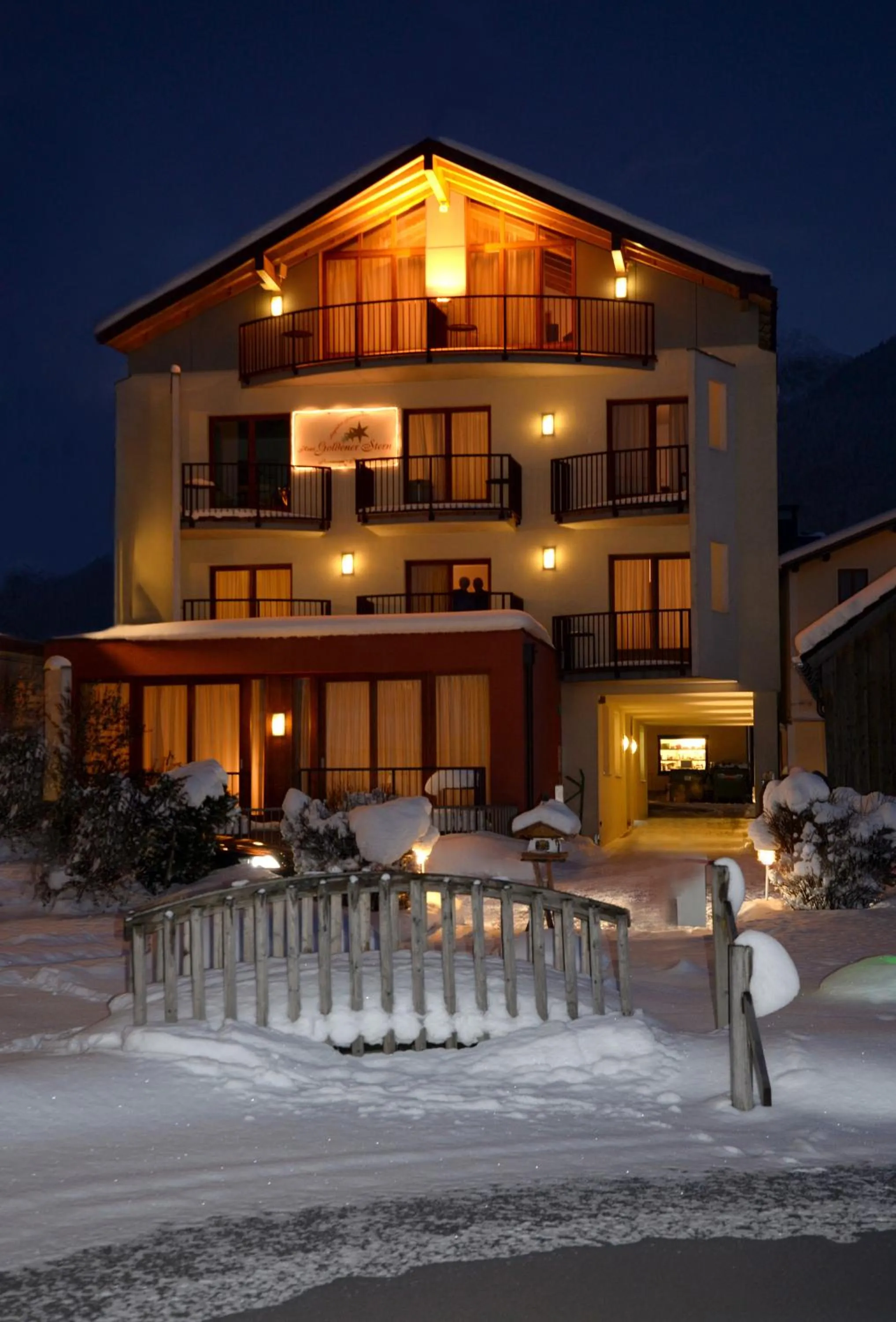 Facade/entrance in Hotel Goldener Stern