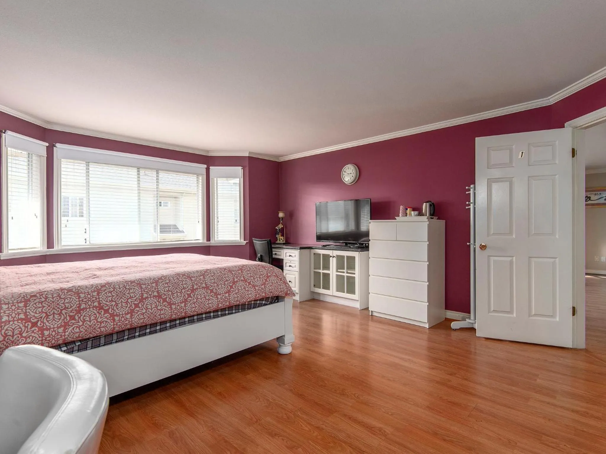 TV and multimedia, Bed in Fraser River Richmond Bed and Breakfast