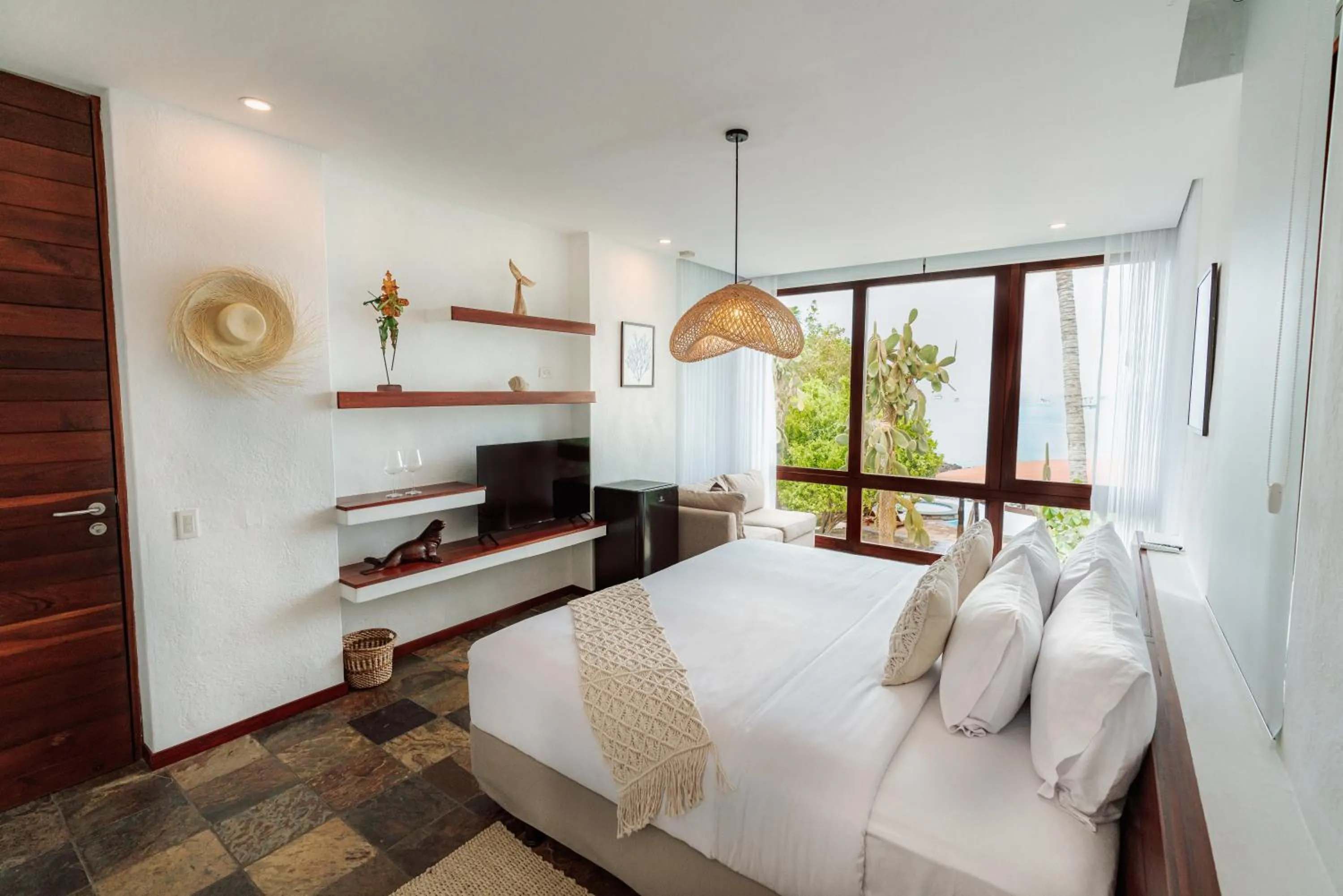 Bed in Hotel Villa Escalesia Galapagos