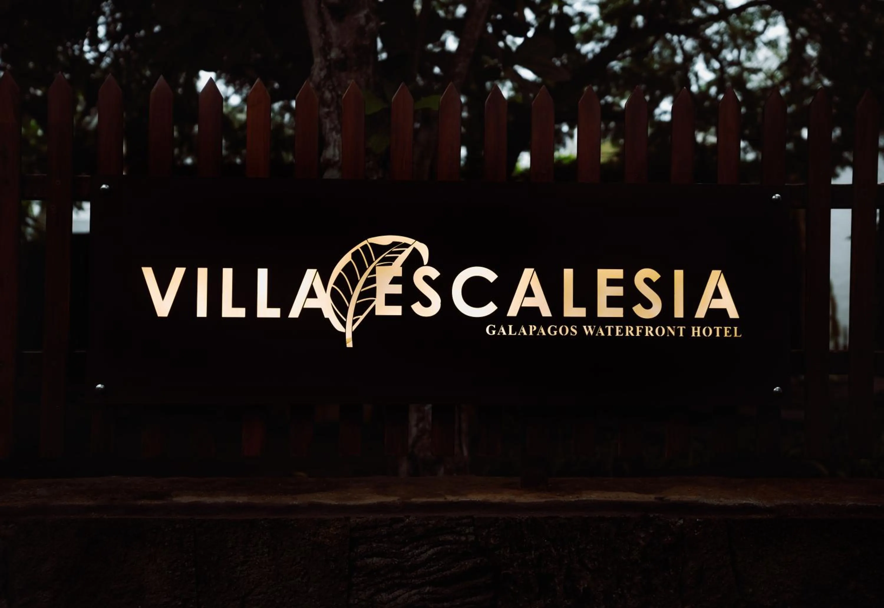 Logo/Certificate/Sign in Hotel Villa Escalesia Galapagos