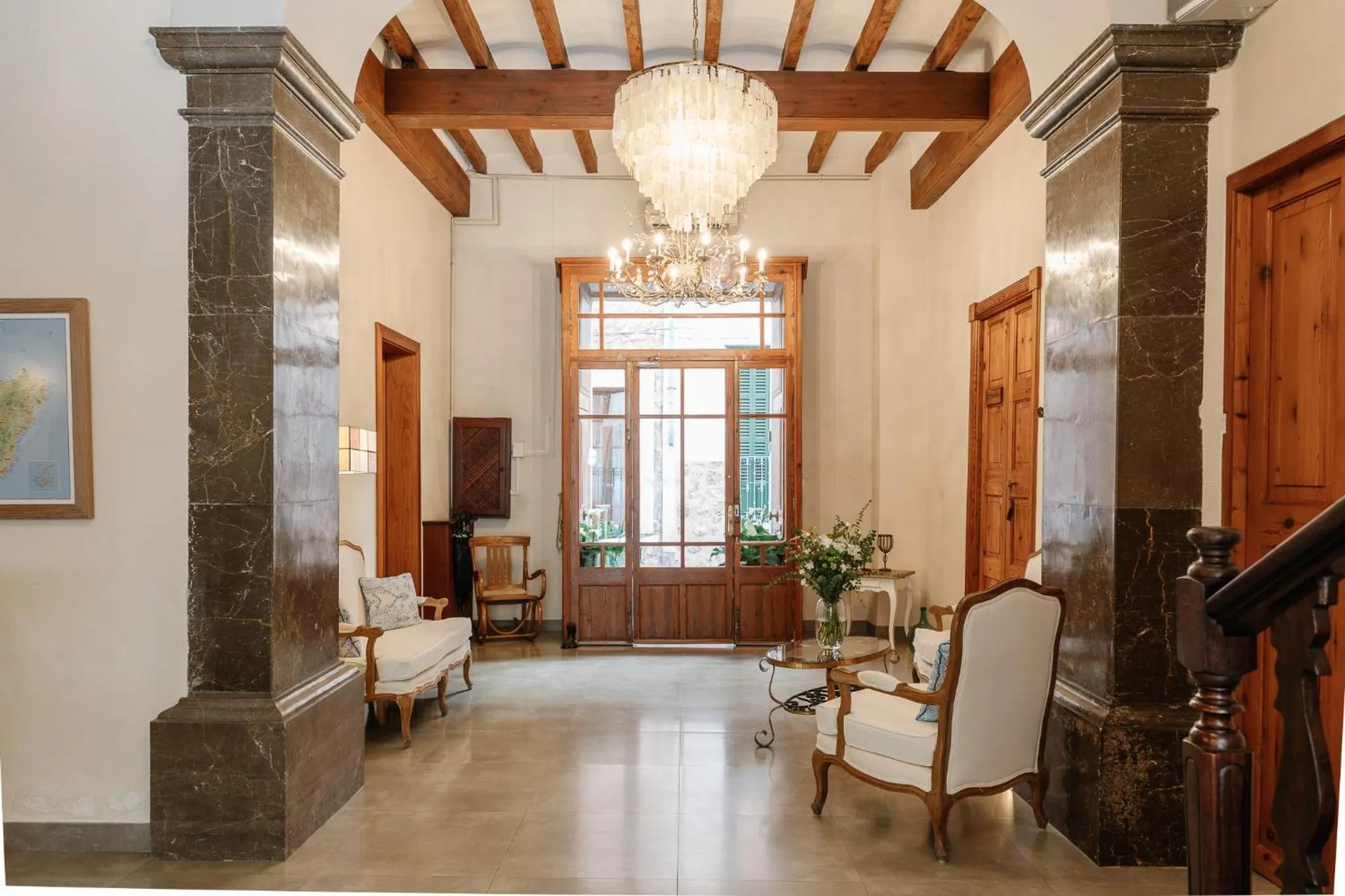 Facade/entrance in Hotel Can Abril