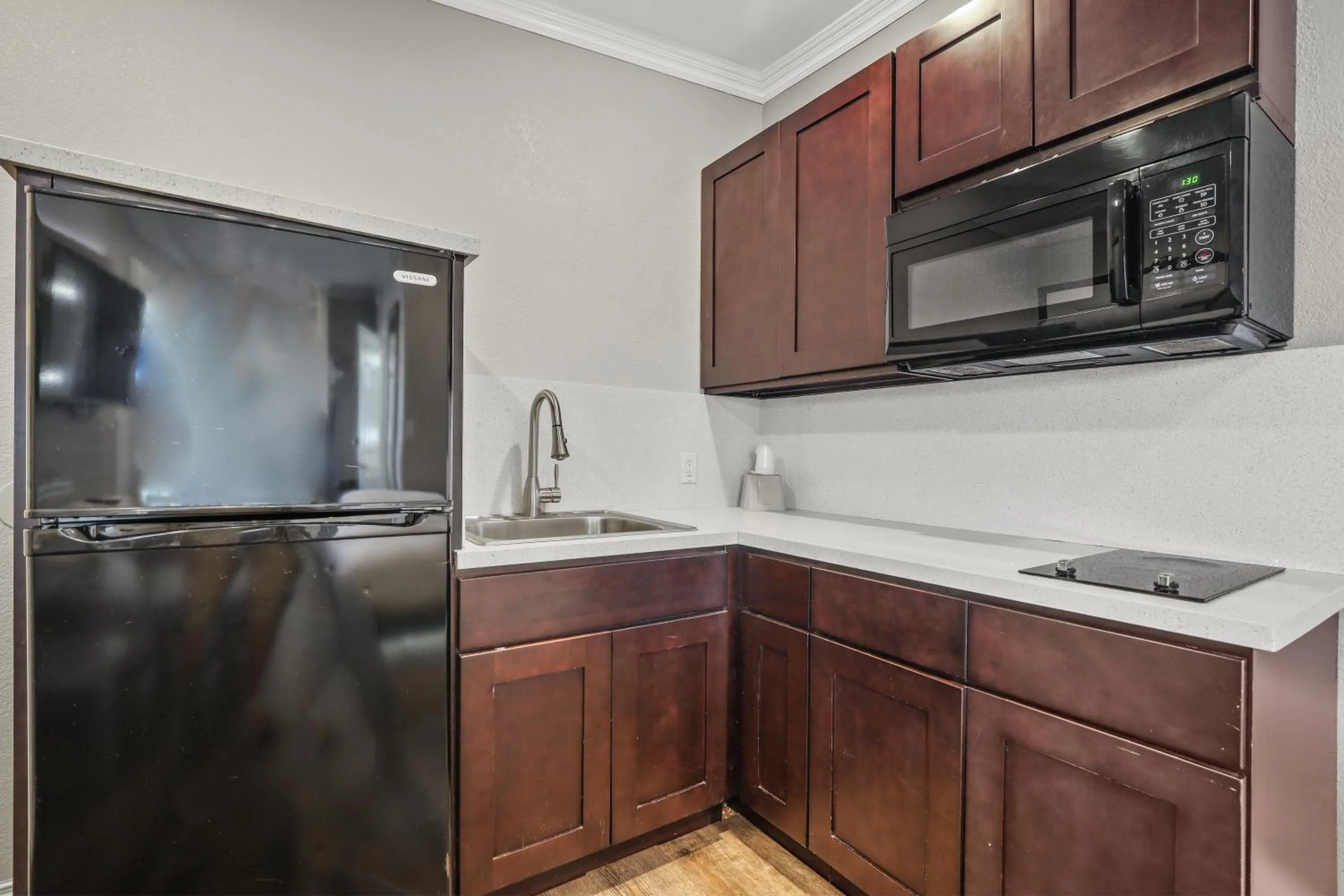 Kitchen or kitchenette in Motel Mediteran