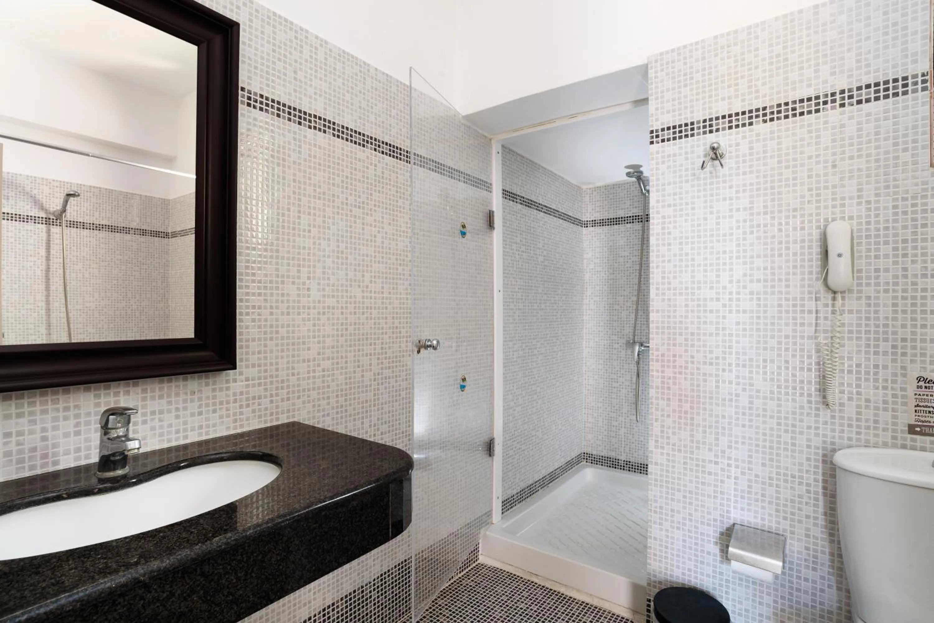 Bathroom in Pefkos Village Resort