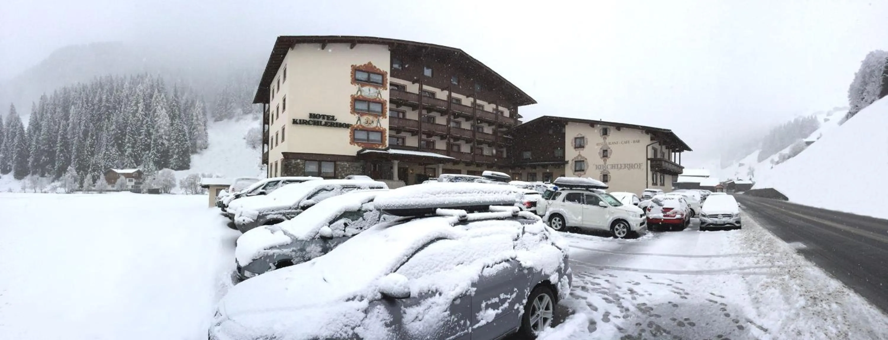 Facade/entrance in Hotel Kirchlerhof