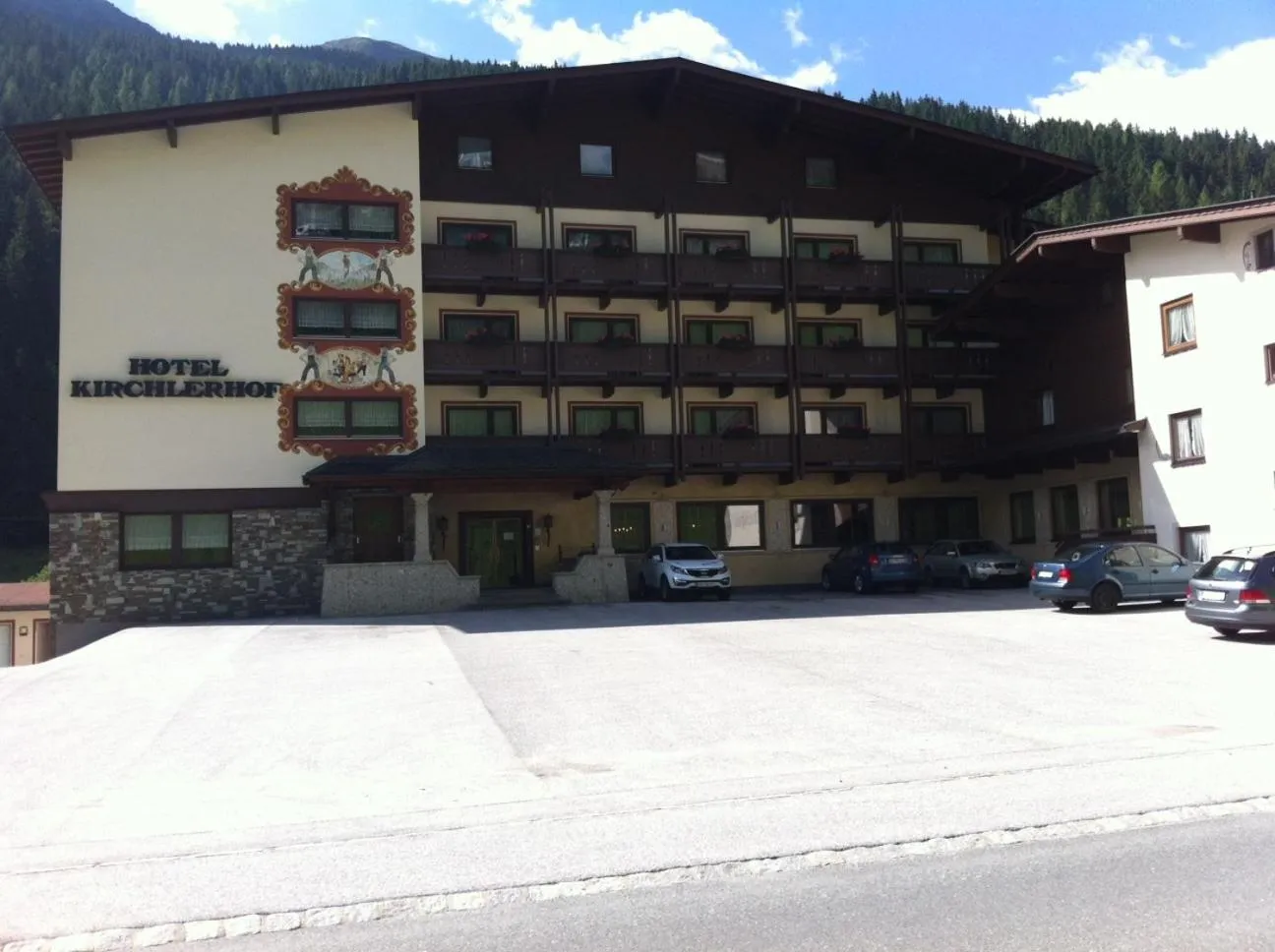 Facade/entrance in Hotel Kirchlerhof