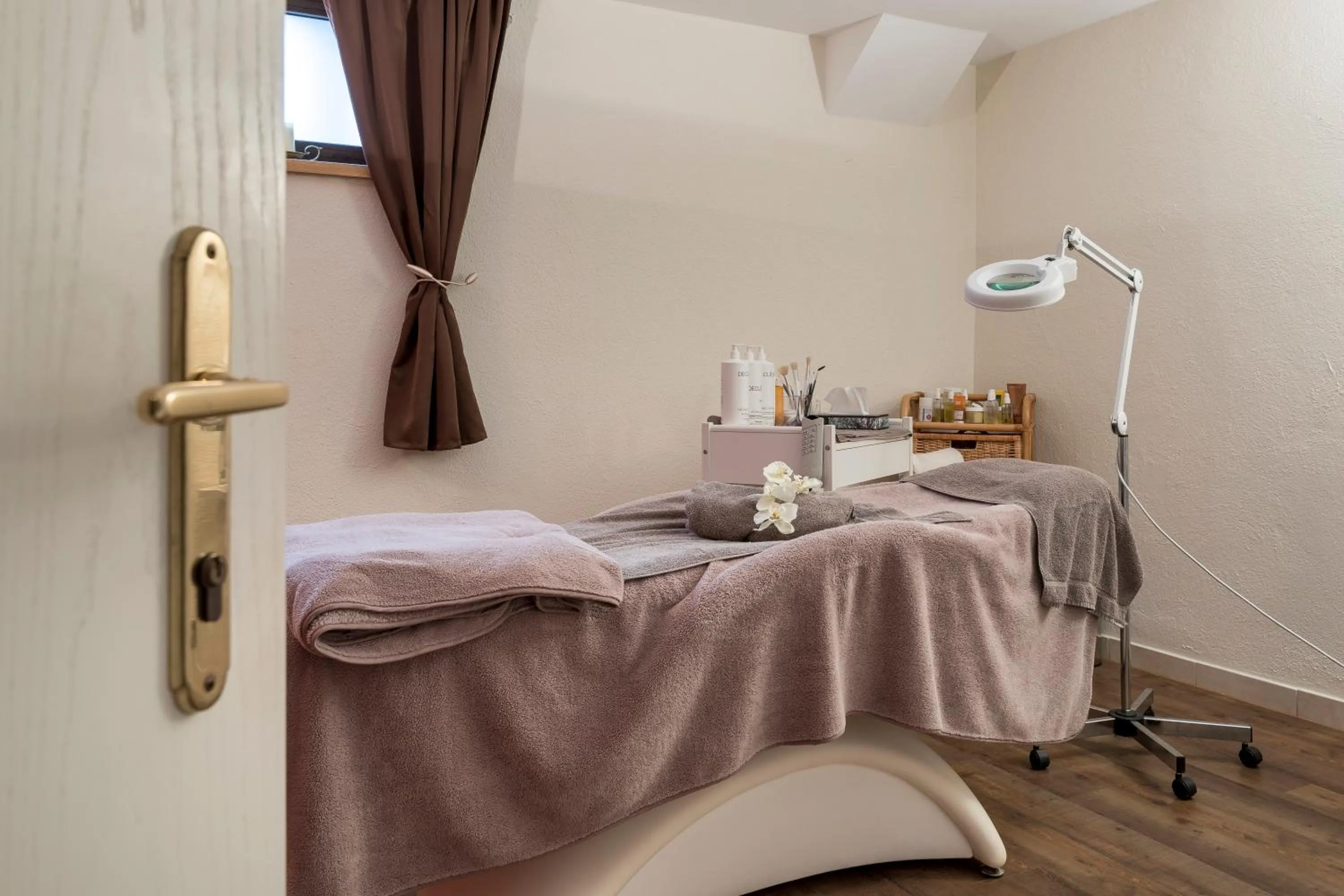 Spa and wellness centre/facilities, Bed in Hotel Alte Post