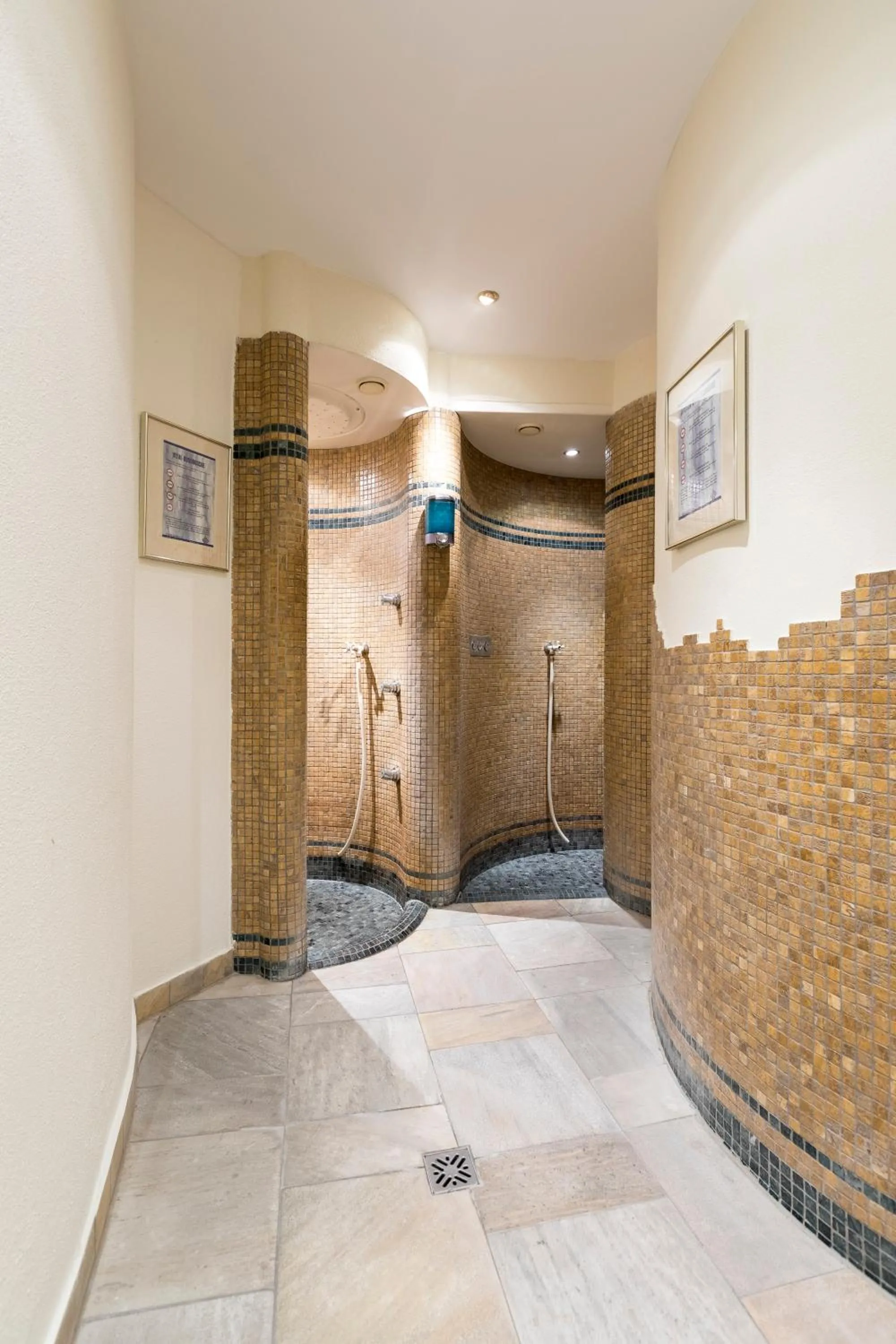 Spa and wellness centre/facilities in Hotel Alte Post