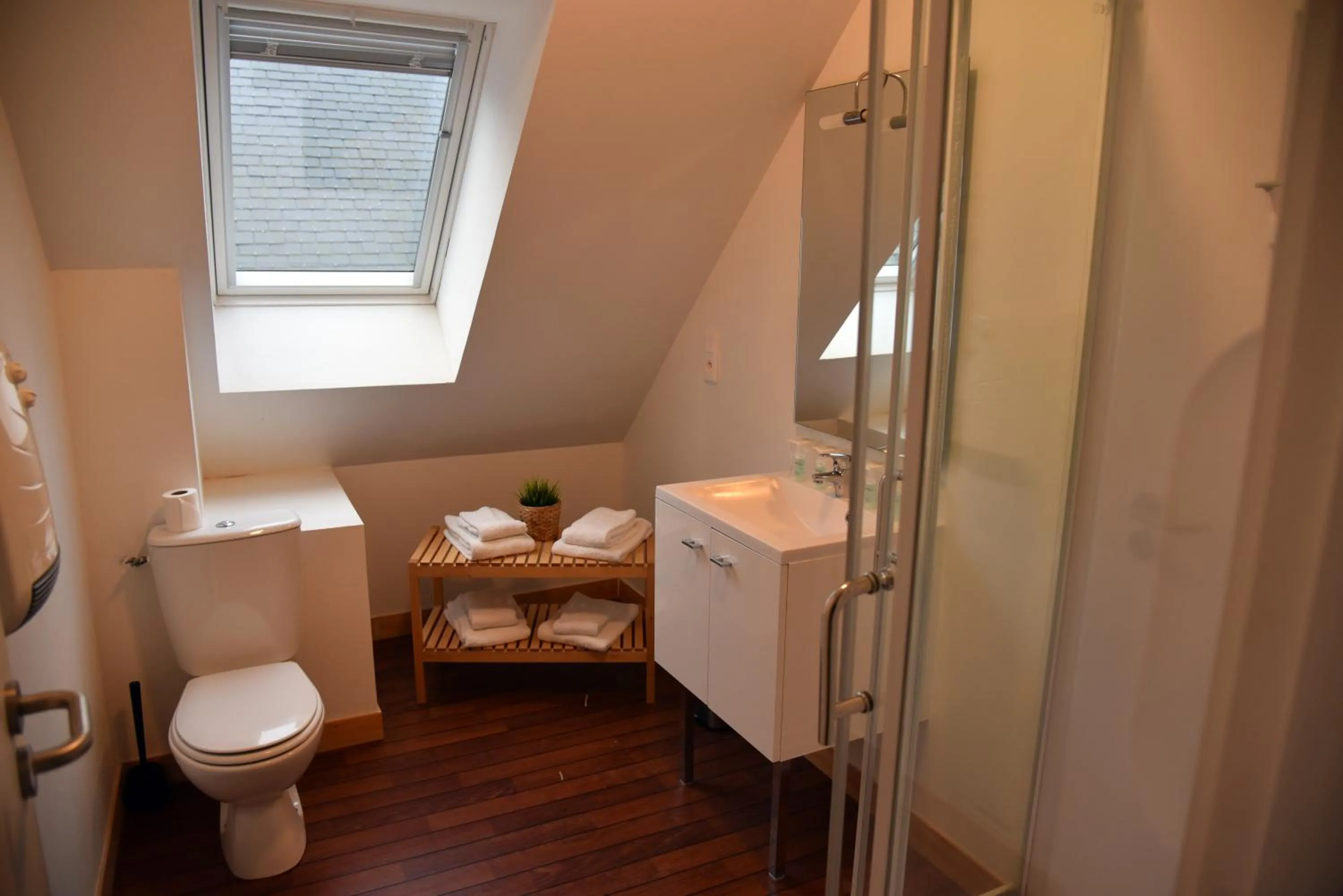 Bathroom in La Marine