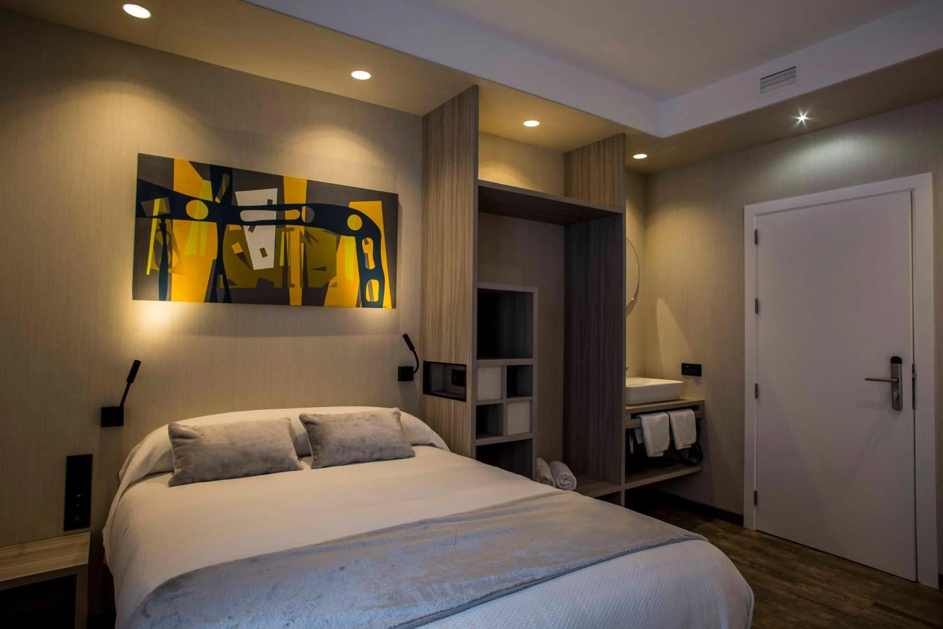 Decorative detail, Bed in Hostal Sevilla Santa Justa - Adults only