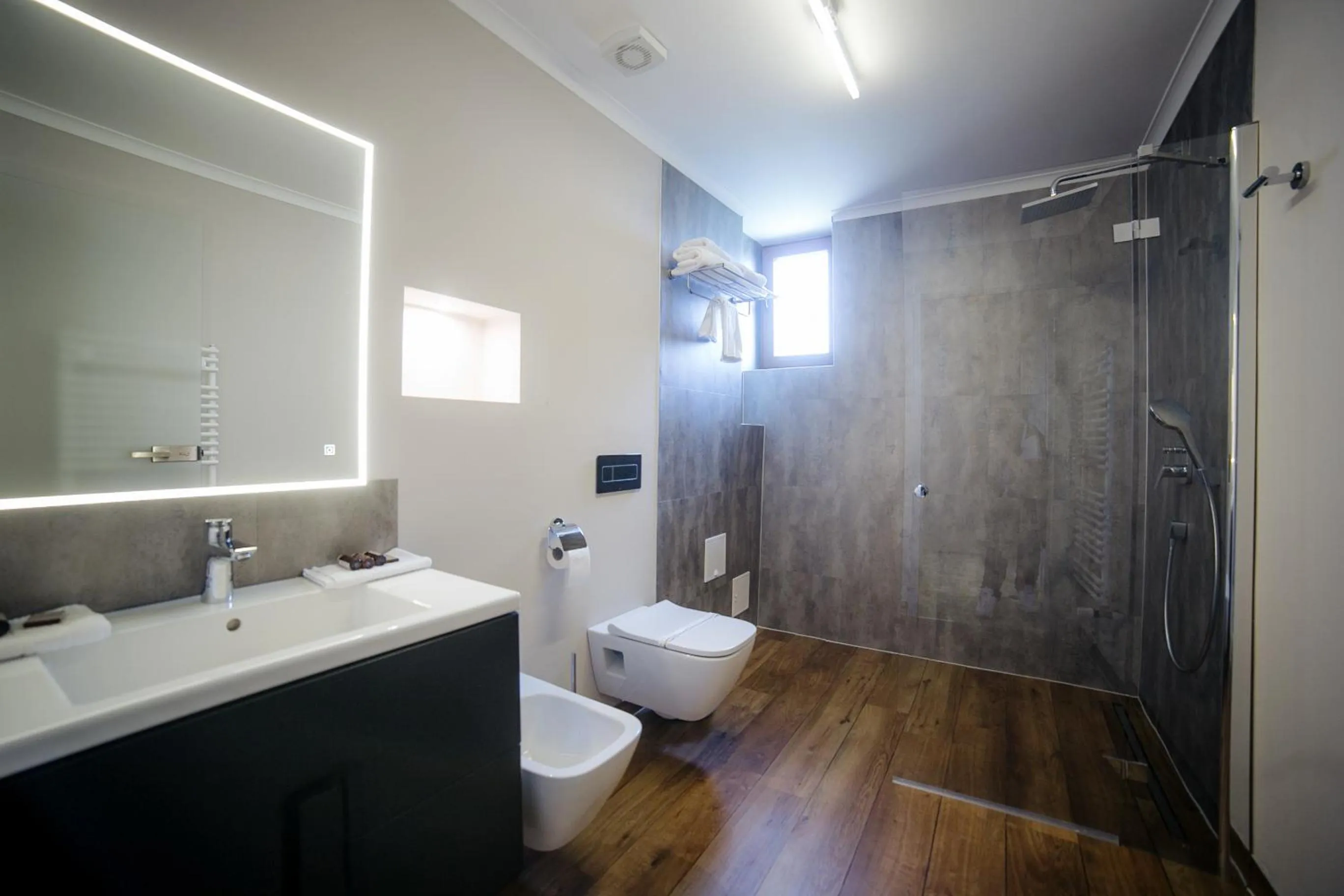Bathroom in Royal Class Hotel
