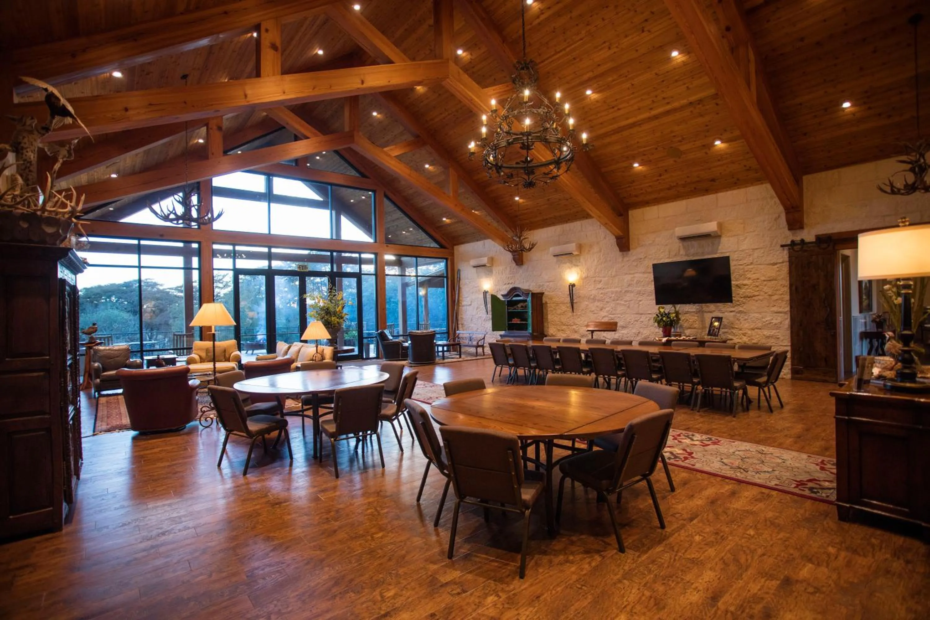 Business facilities in Joshua Creek Ranch