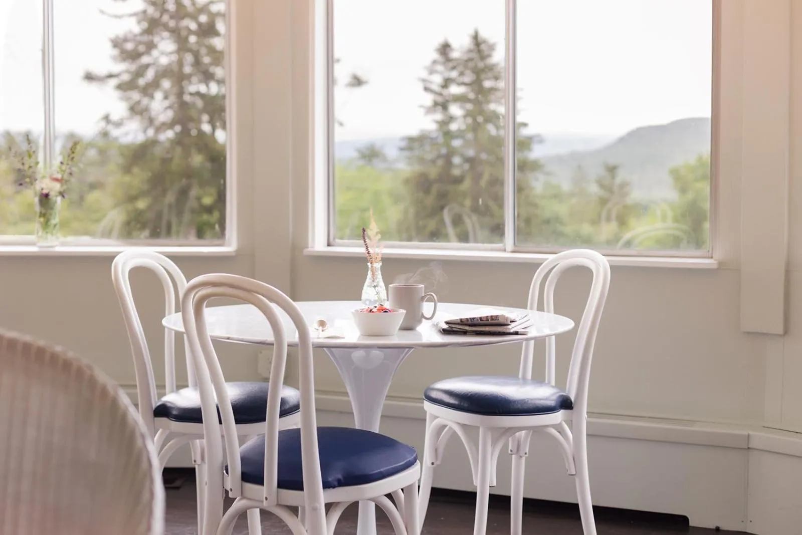 Breakfast in Apple Tree Inn