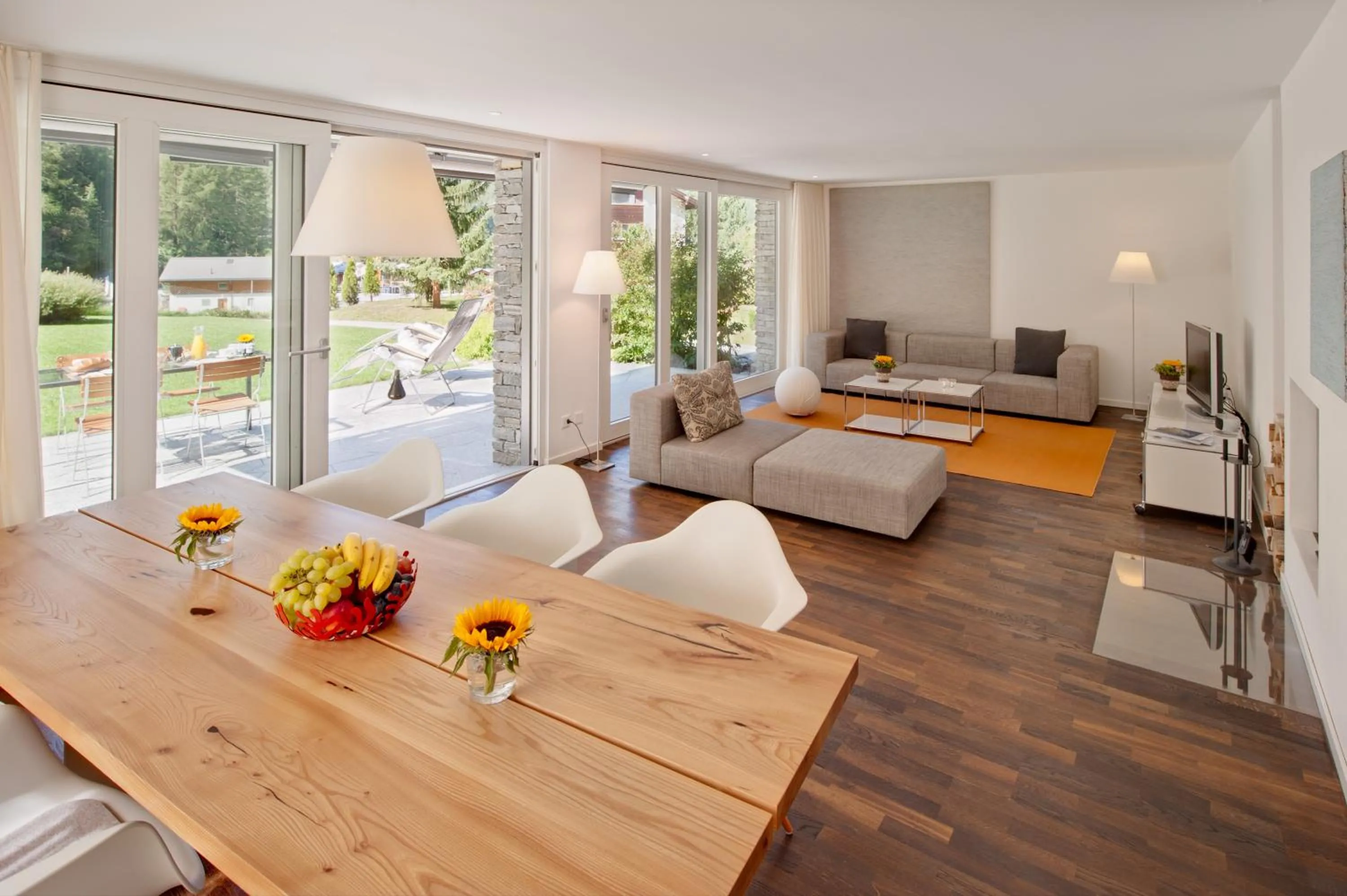 Garden in Chalet Altesse - Premium Apartments