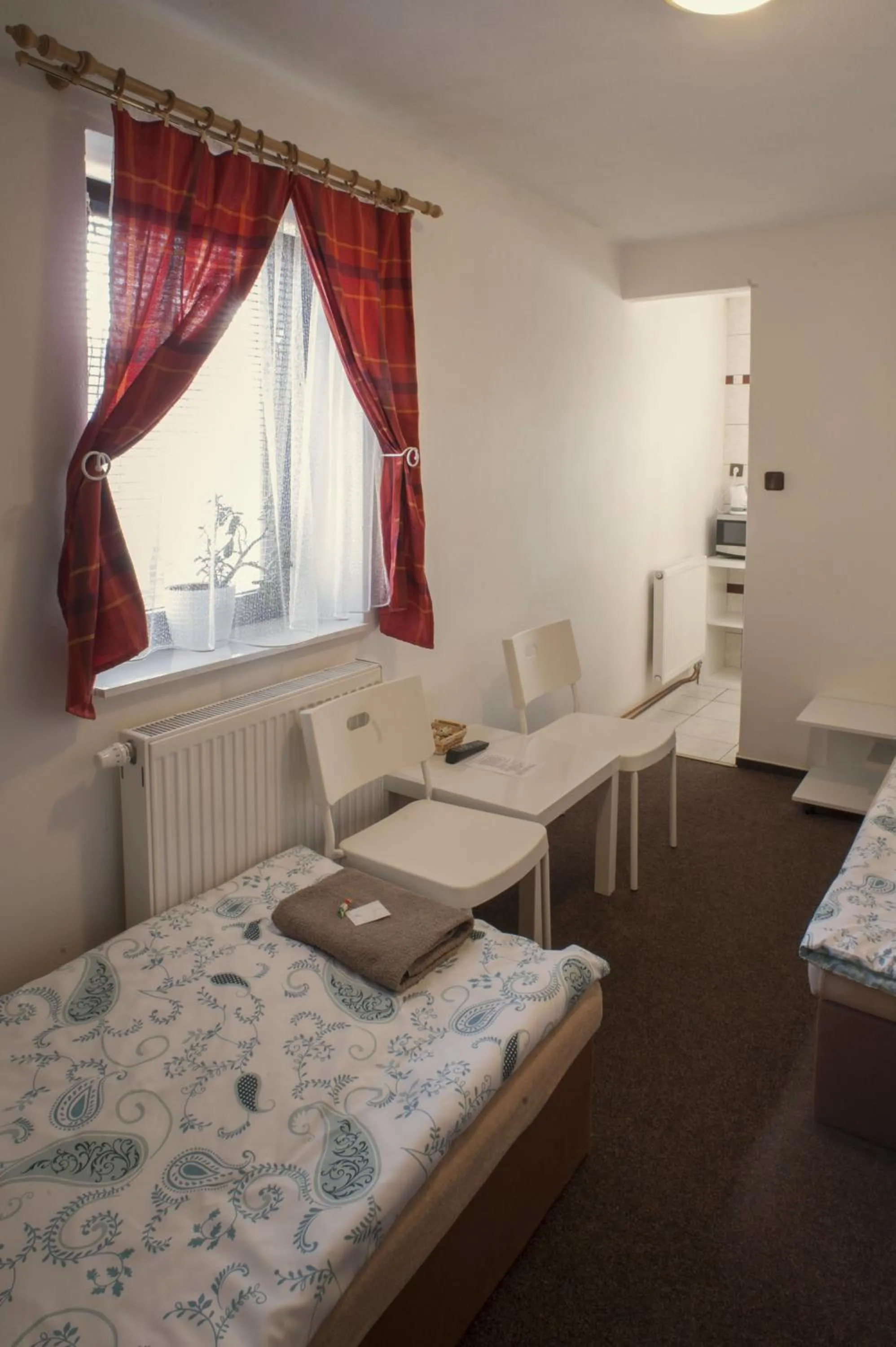 Standard Twin Room with Garden View in Penzion "U Nádraží"