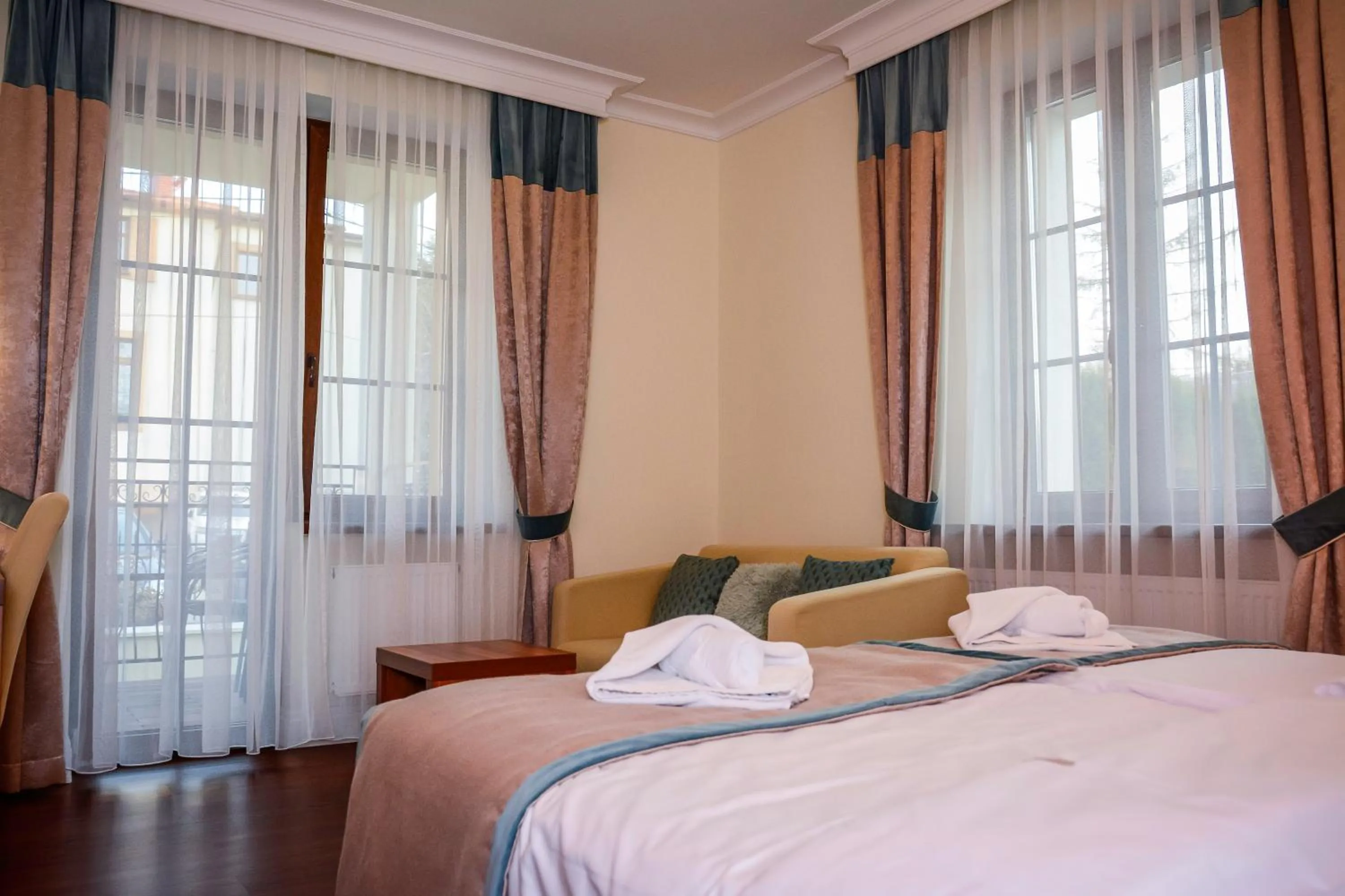 Photo of the whole room, Bed in Willa Anna