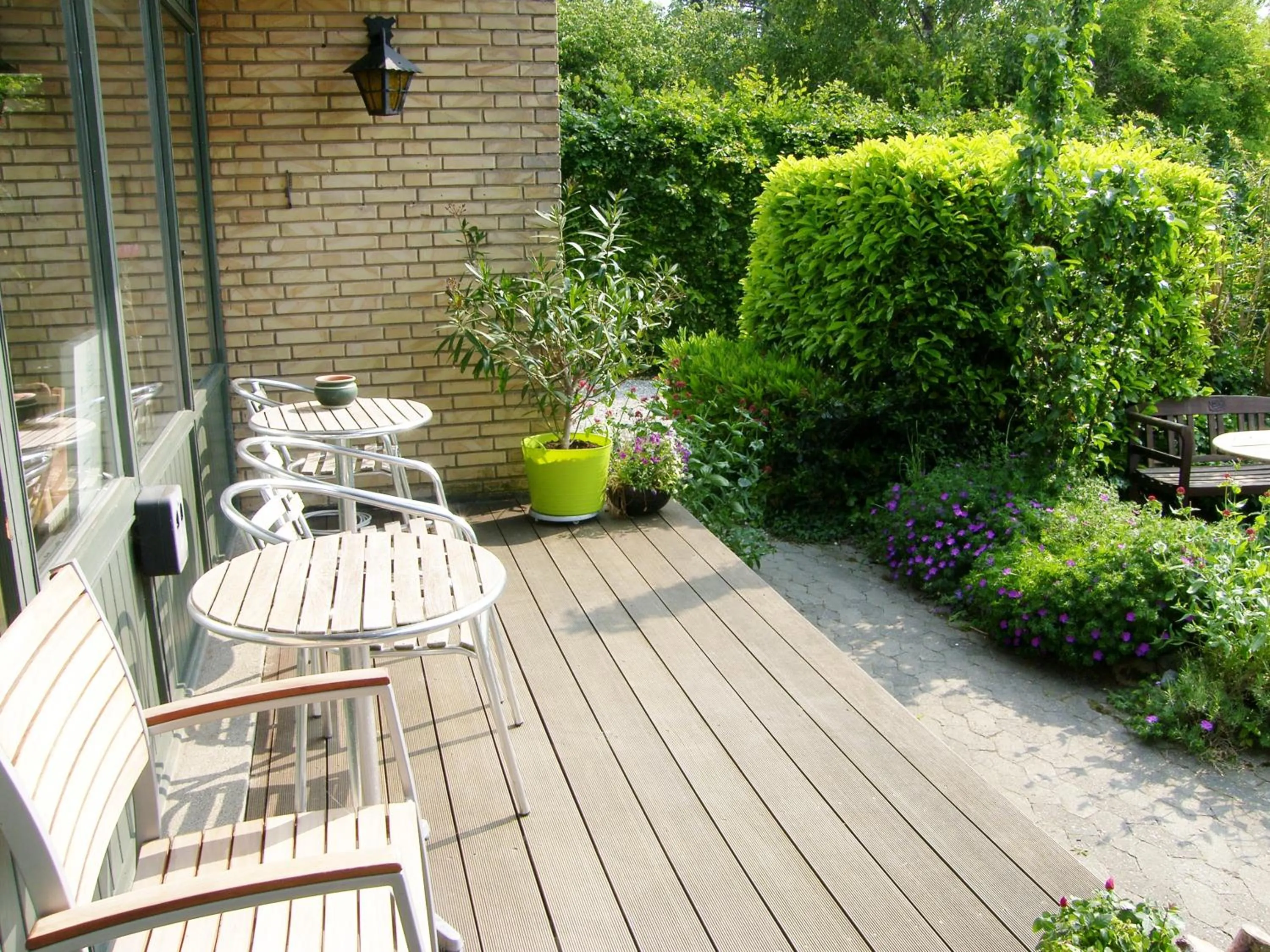 Patio in Møn Klintholm Vintage B&B