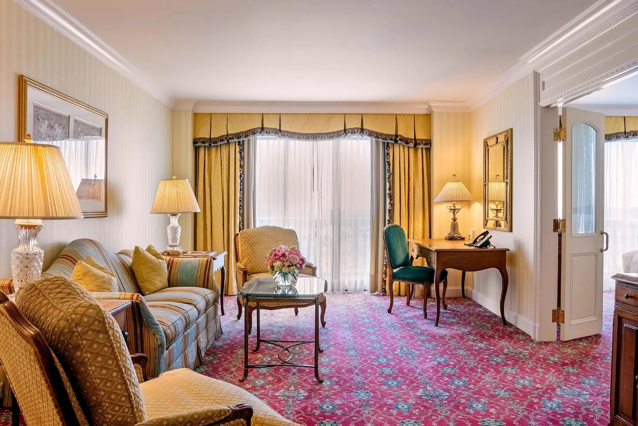 Living room in Grand America Hotel