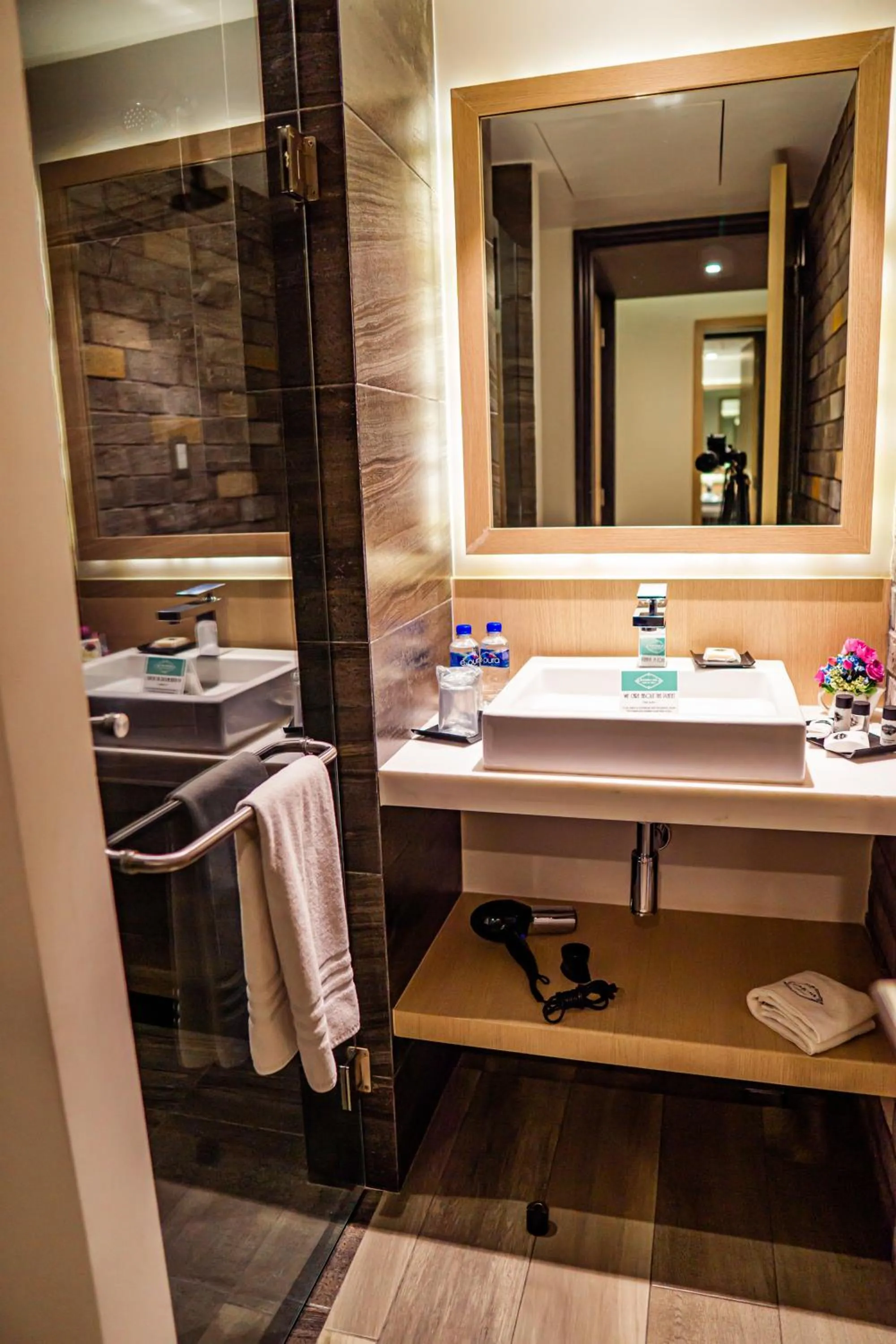 Toilet in Hotel Punto MX