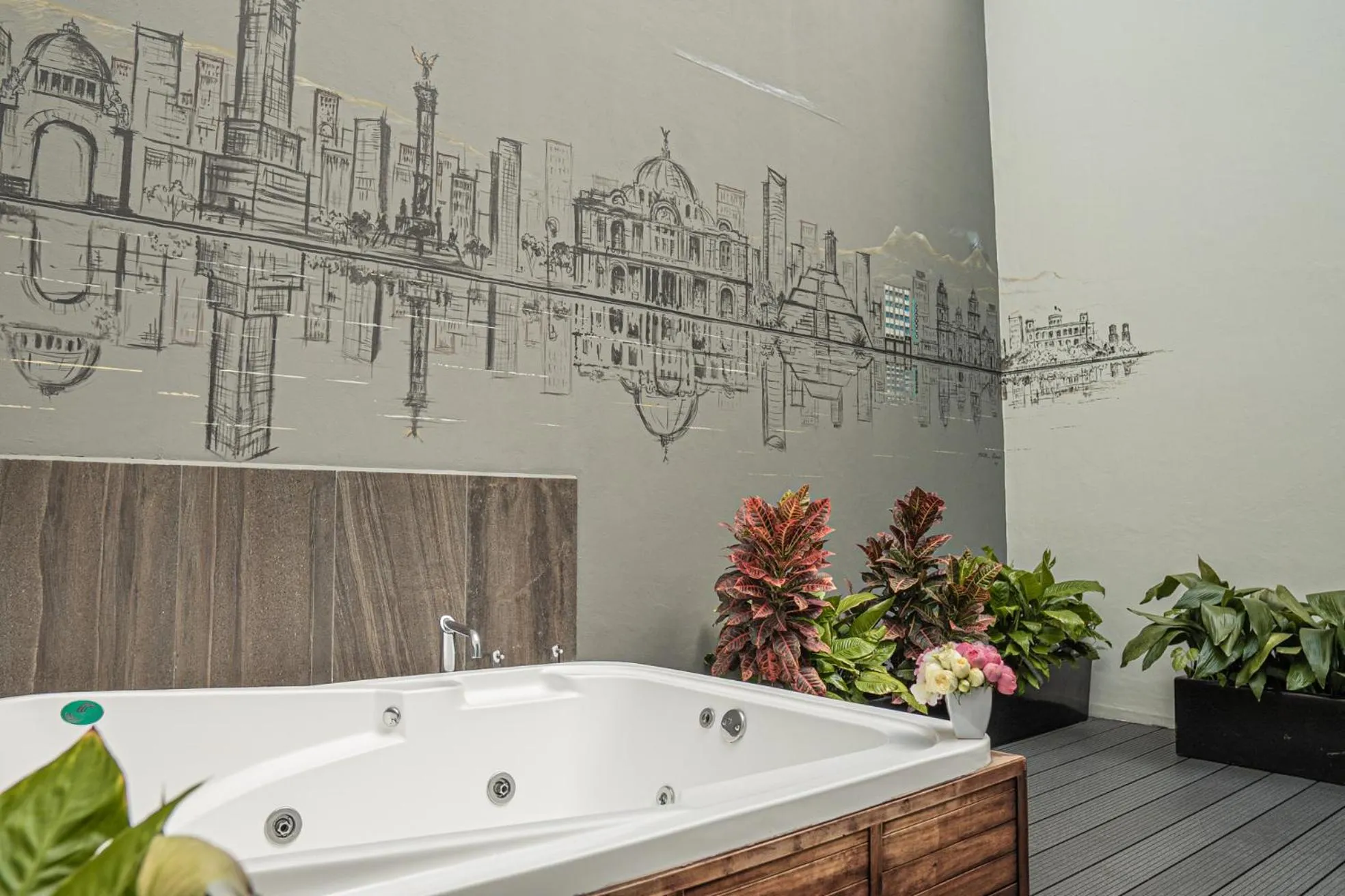 Hot Tub in Hotel Punto MX