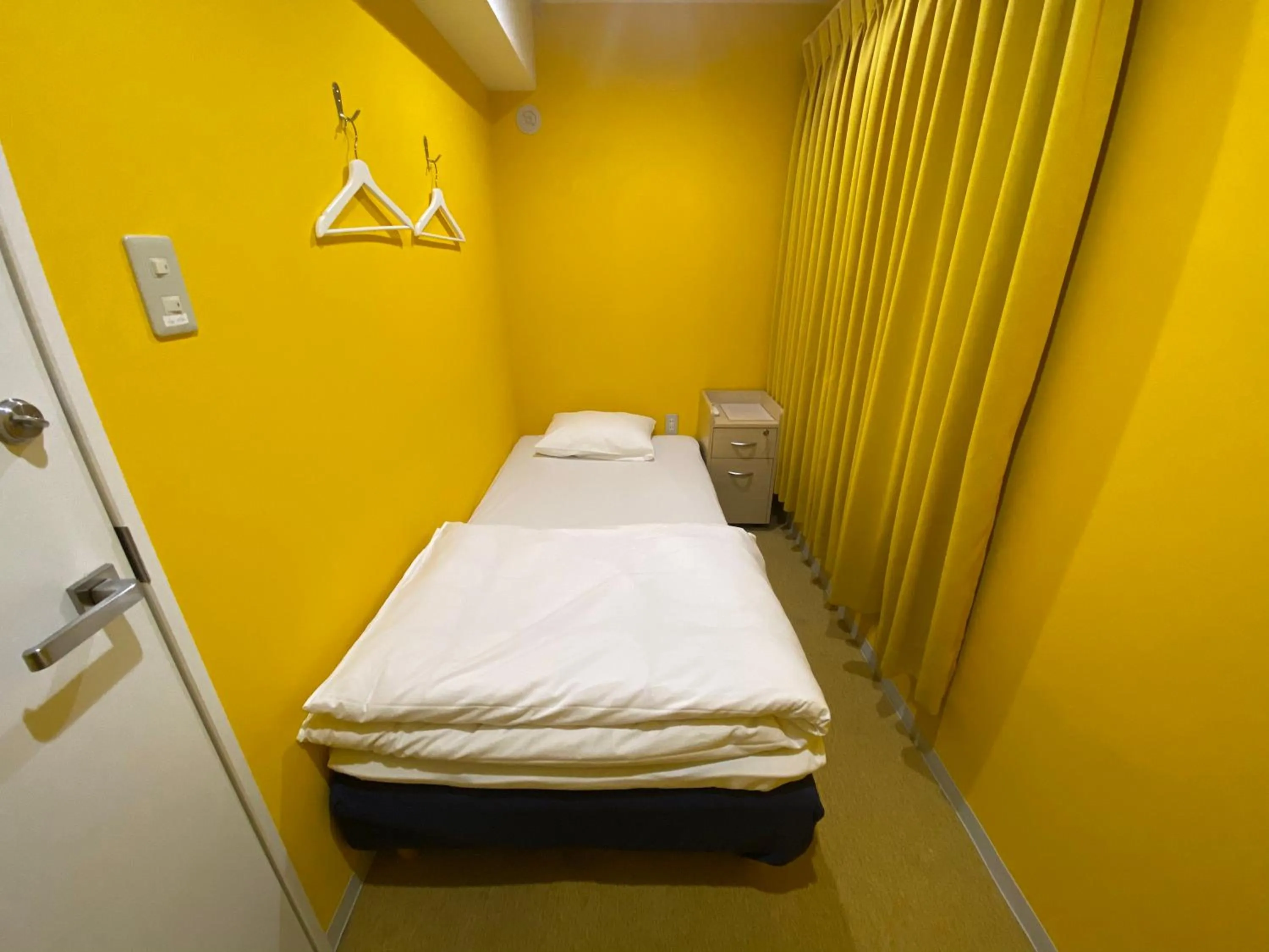 Photo of the whole room, Bed in Hostel Anchorage