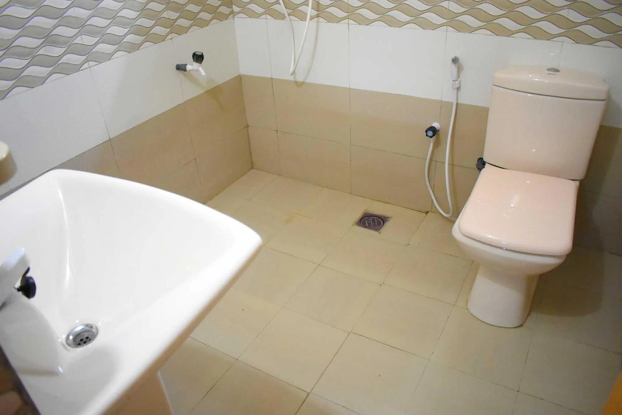 Bathroom in Yaswi Guest House