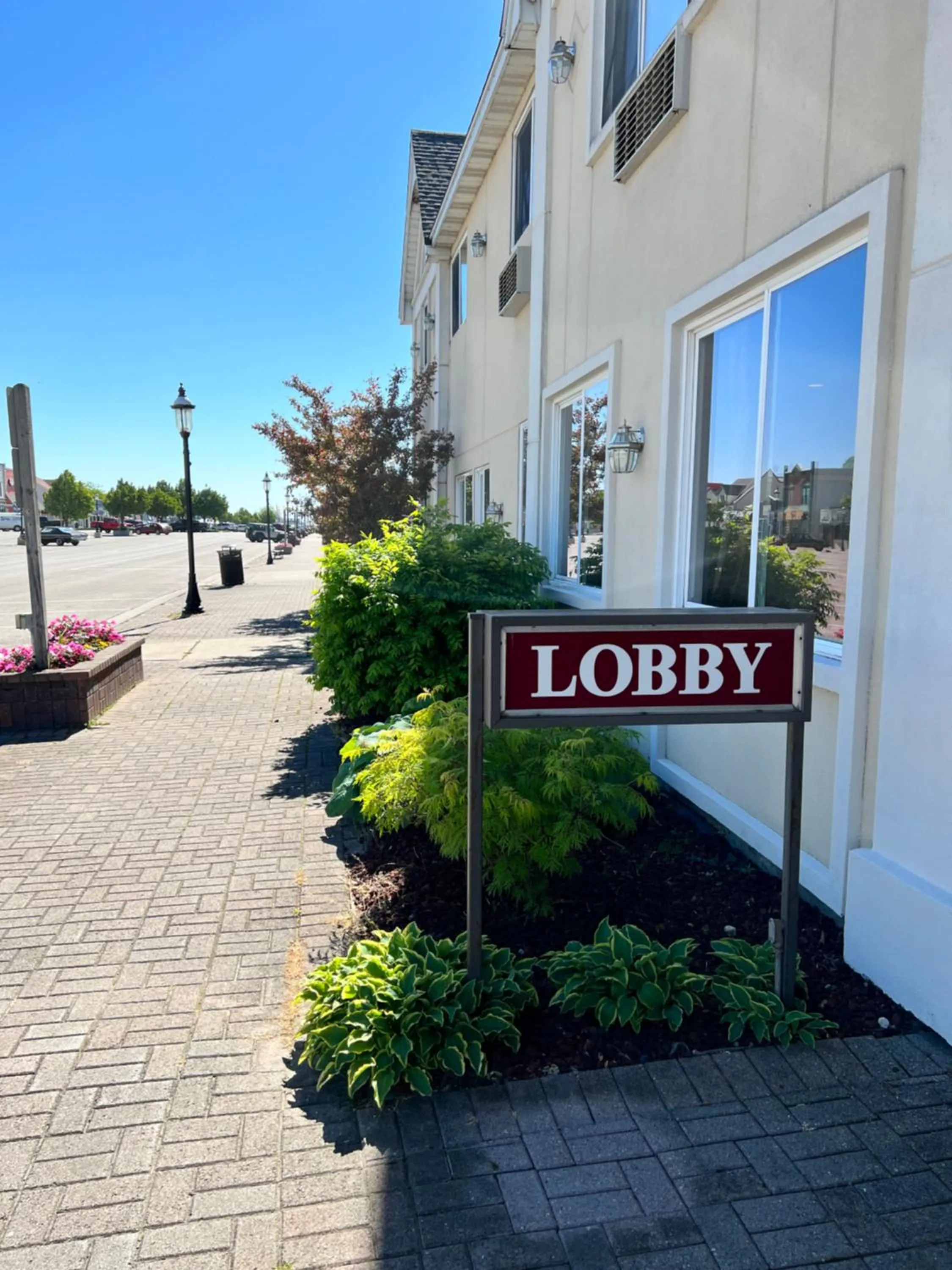 Property building in Court Plaza Inn & Suites of Mackinaw