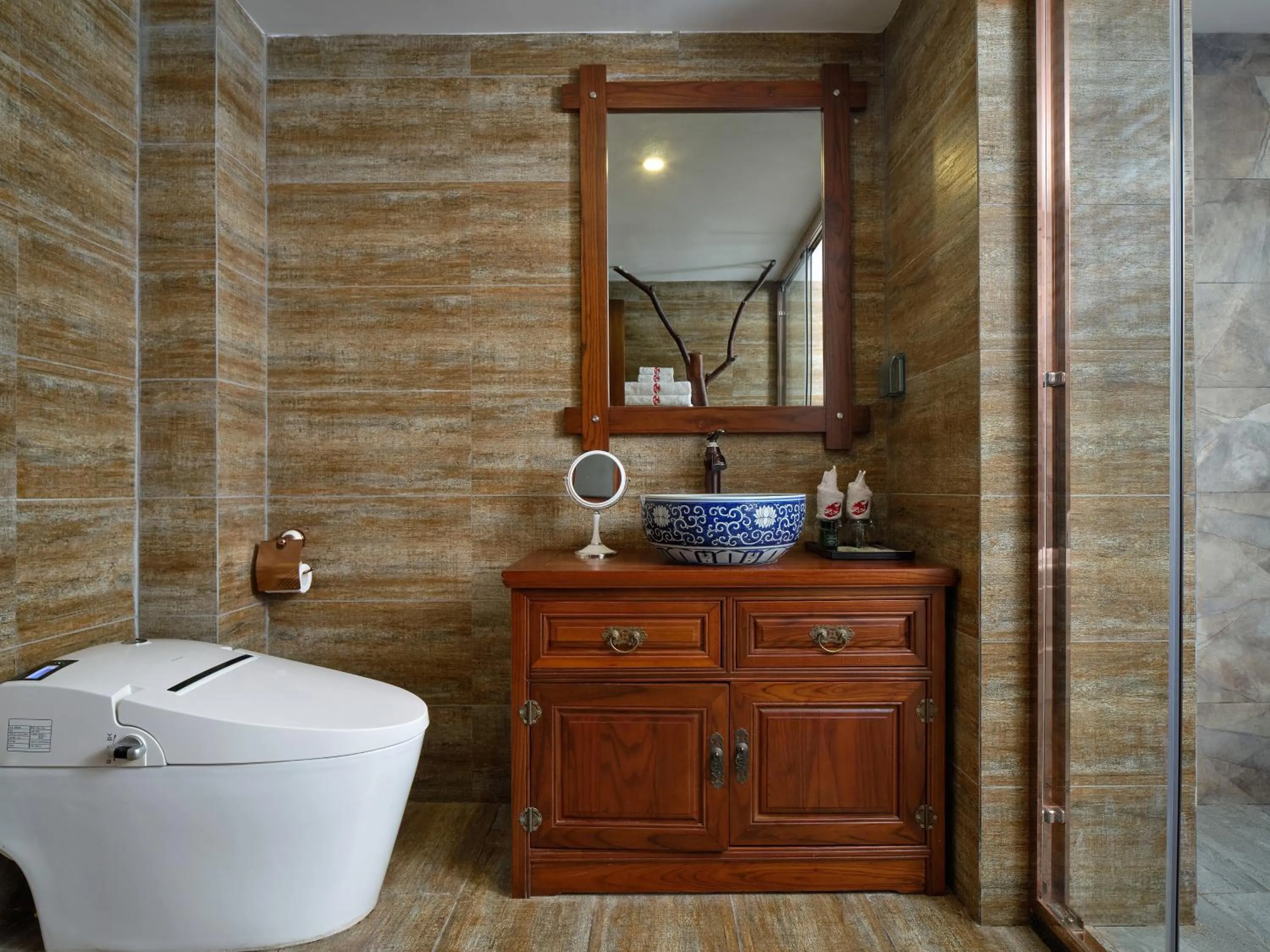 Bathroom in Lee's Boutique Resort