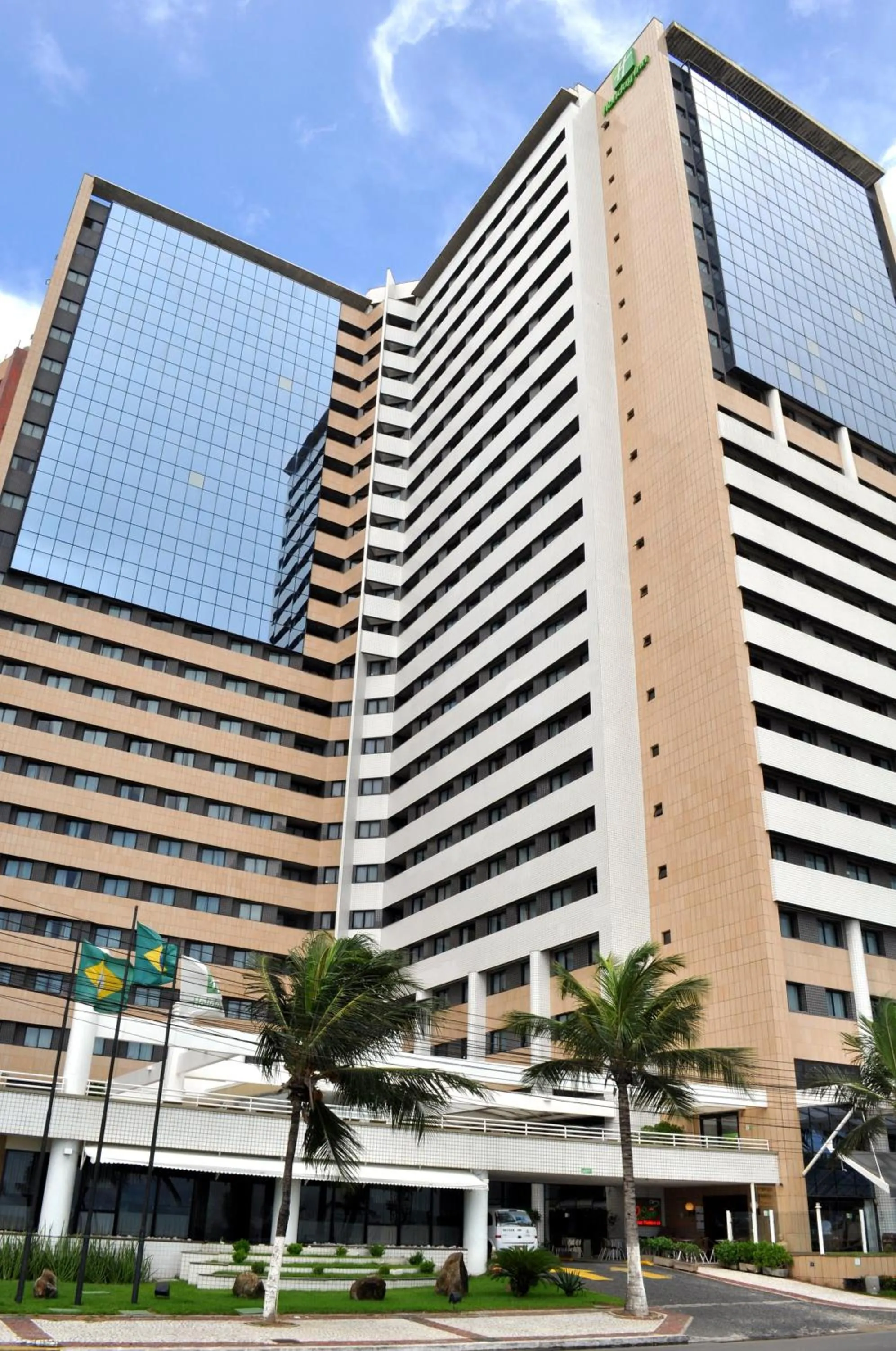 Property building in Holiday Inn Fortaleza by IHG