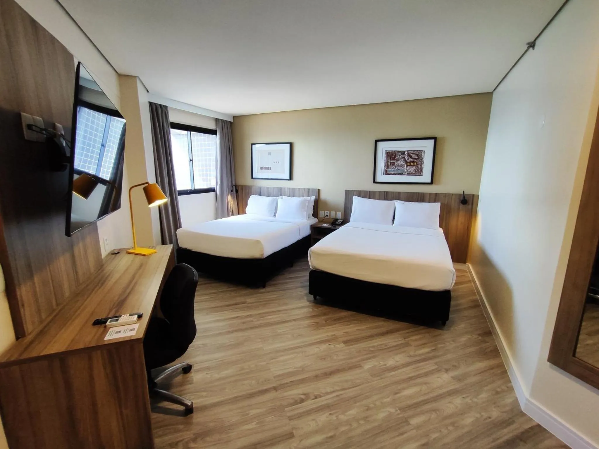 Photo of the whole room, Bed in Holiday Inn Fortaleza by IHG